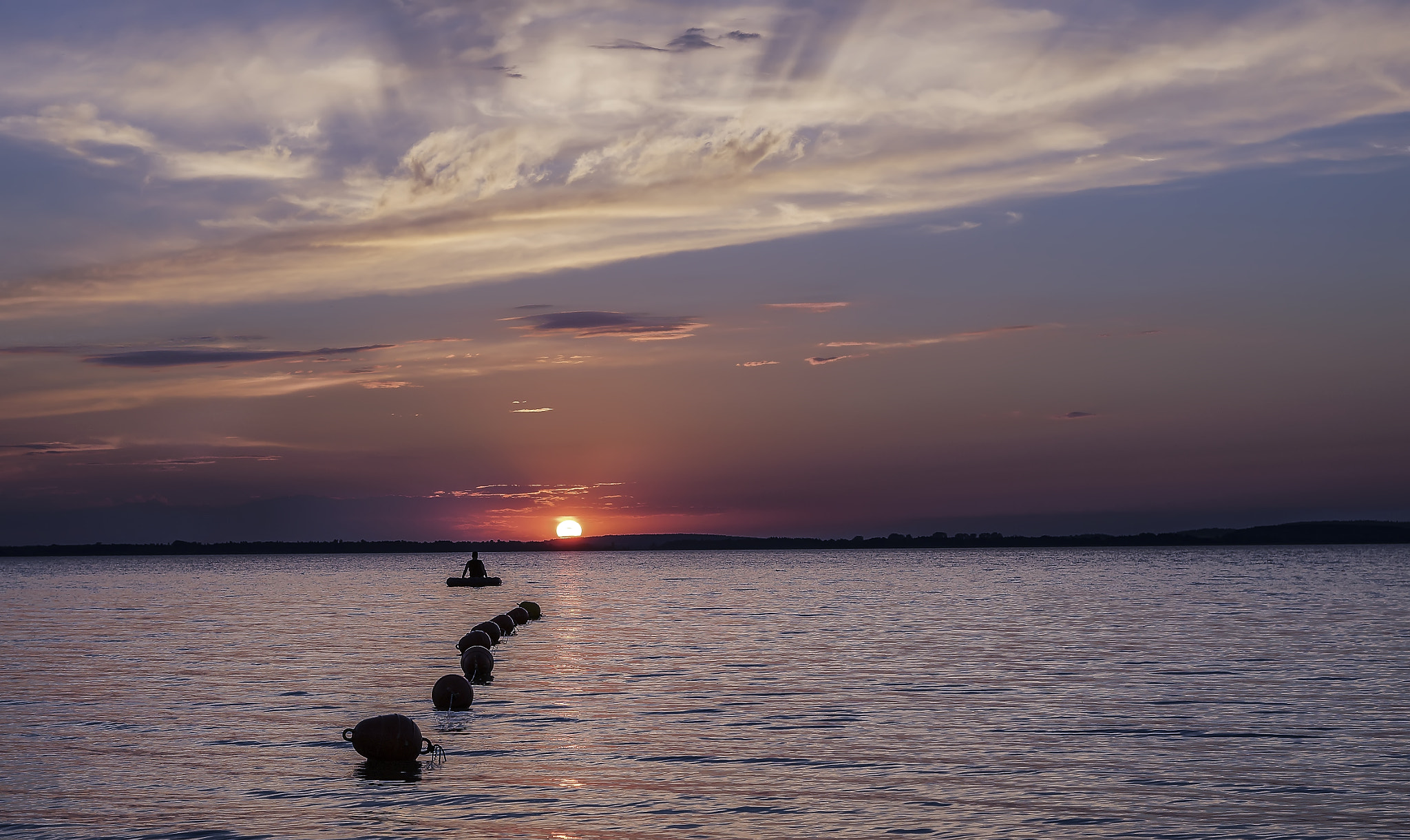 28-75mm F2.8 SAM sample photo. Lake, photography