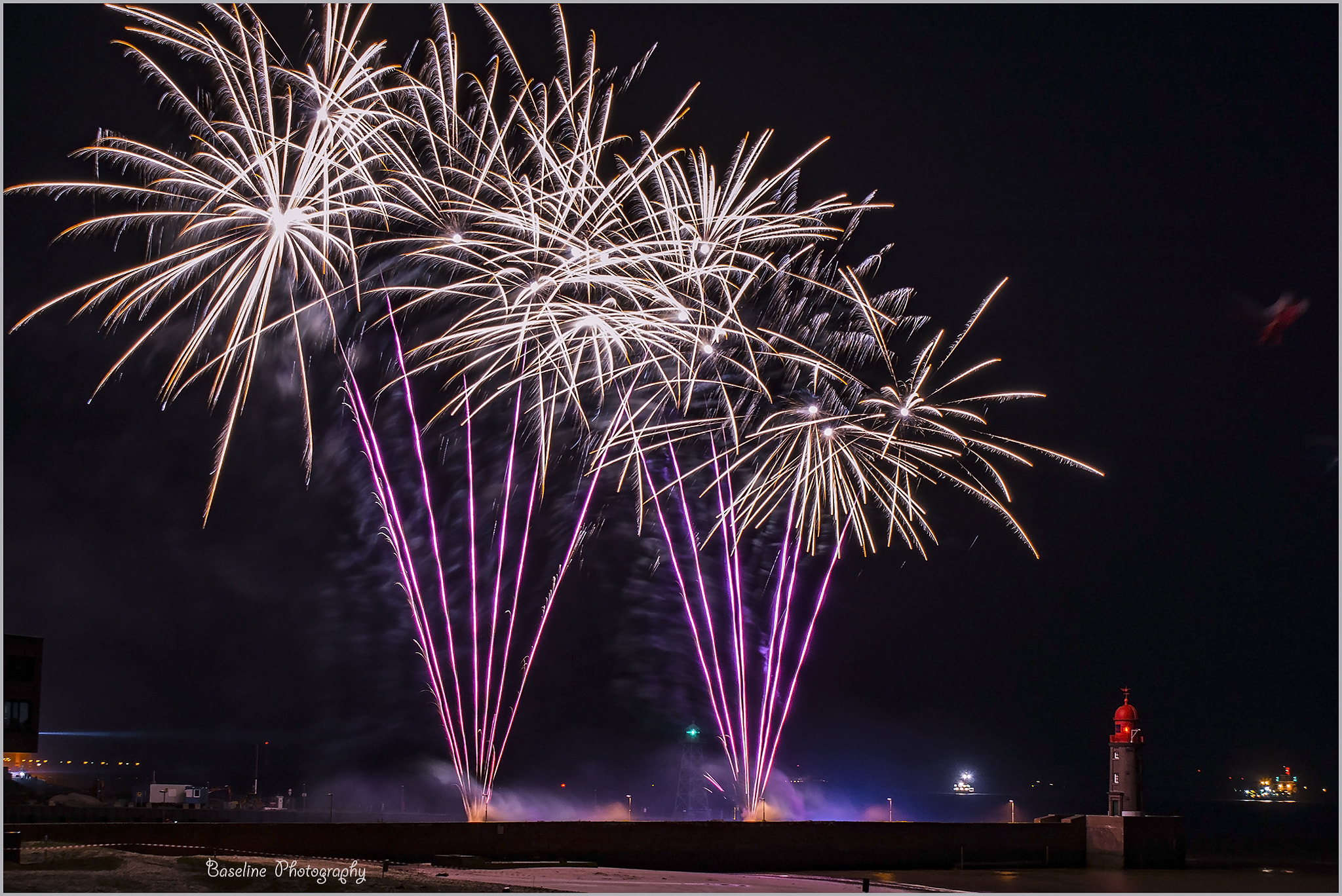 Sony DT 18-70mm F3.5-5.6 sample photo. Firework drachenfest photography