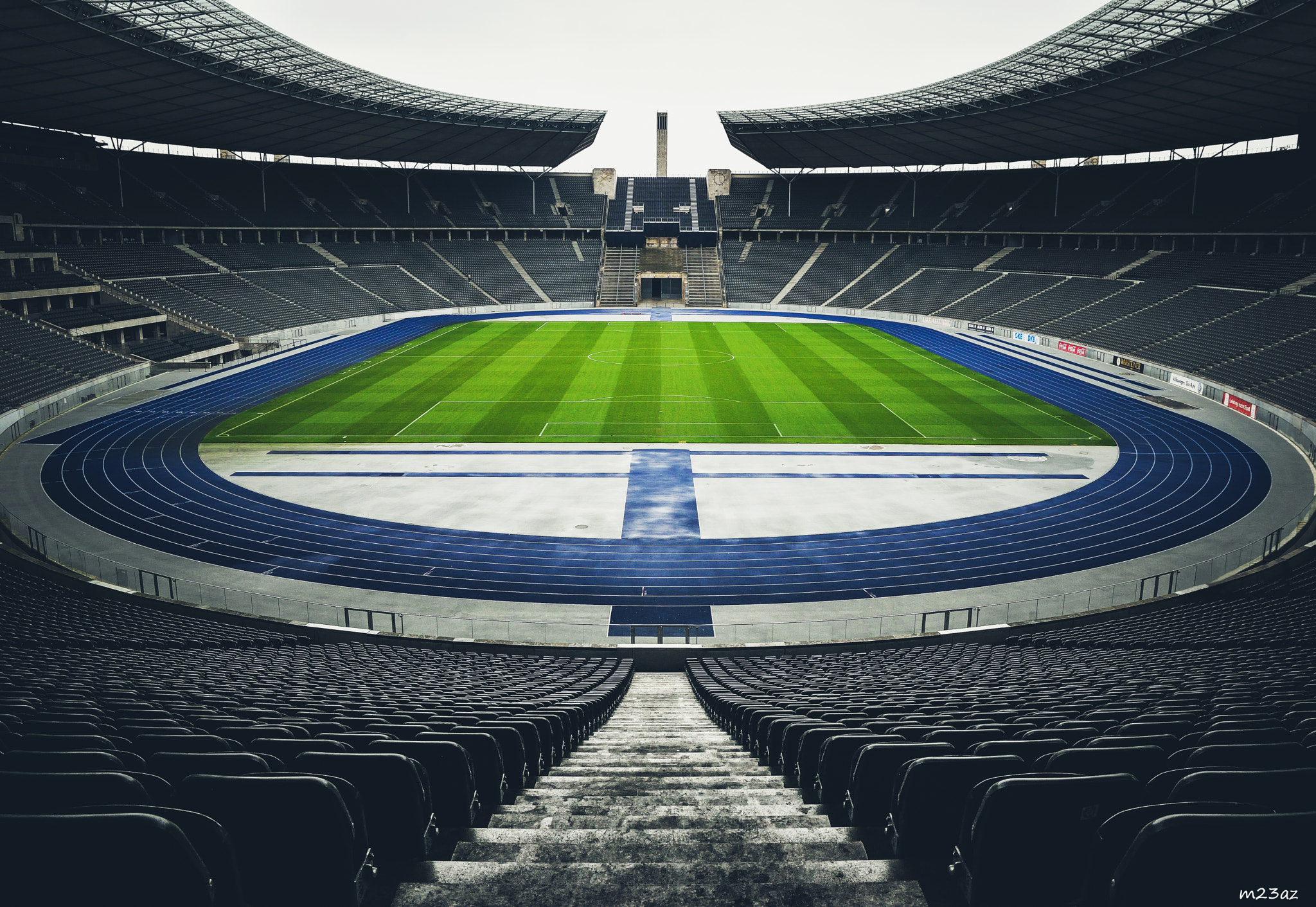 Nikon D3300 + Sigma 17-70mm F2.8-4 DC Macro OS HSM | C sample photo. Olympiastadion photography