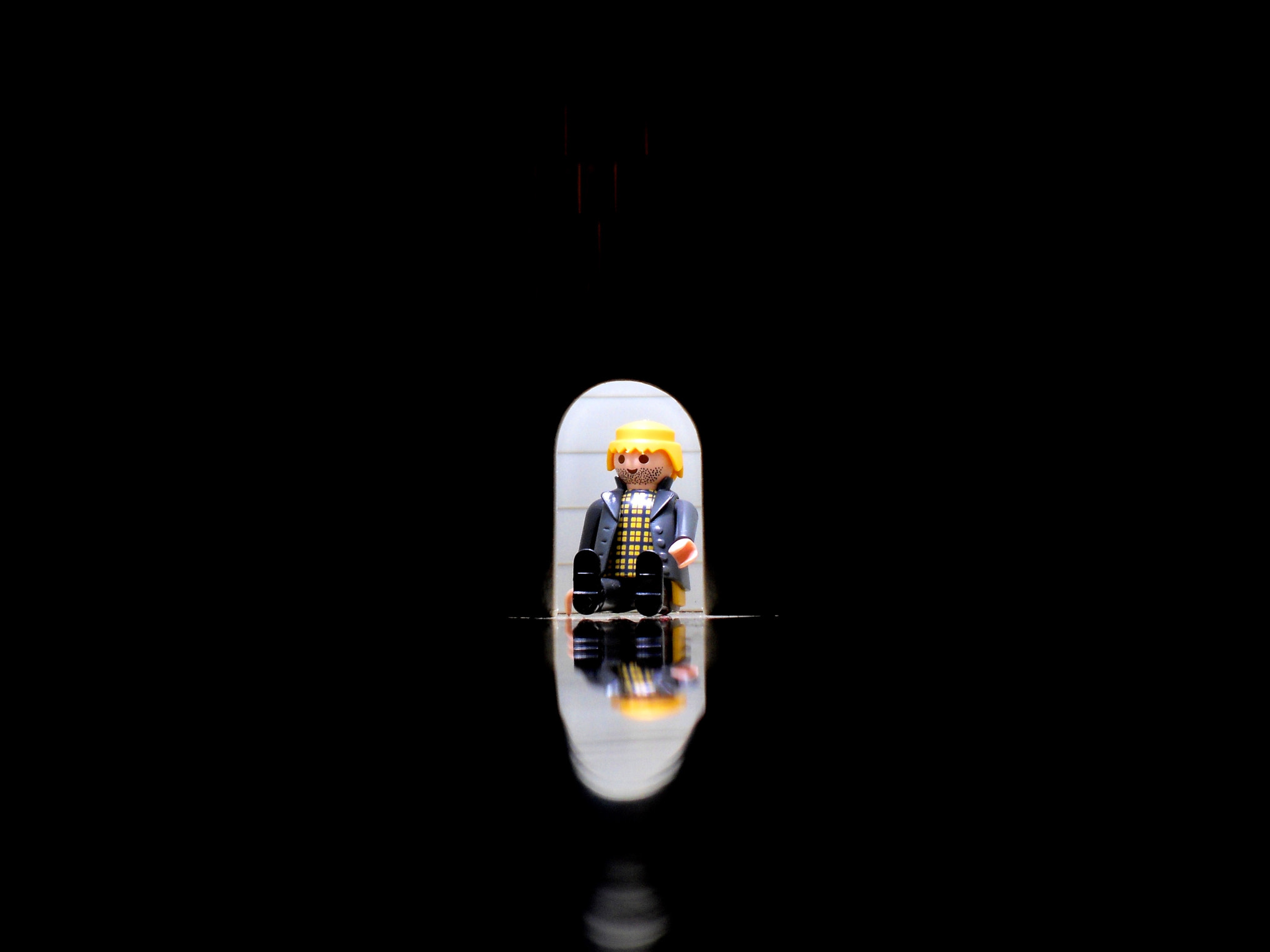 Samsung WB550, WB560 / VLUU WB550 /  HZ15W sample photo. Toys reflections photography