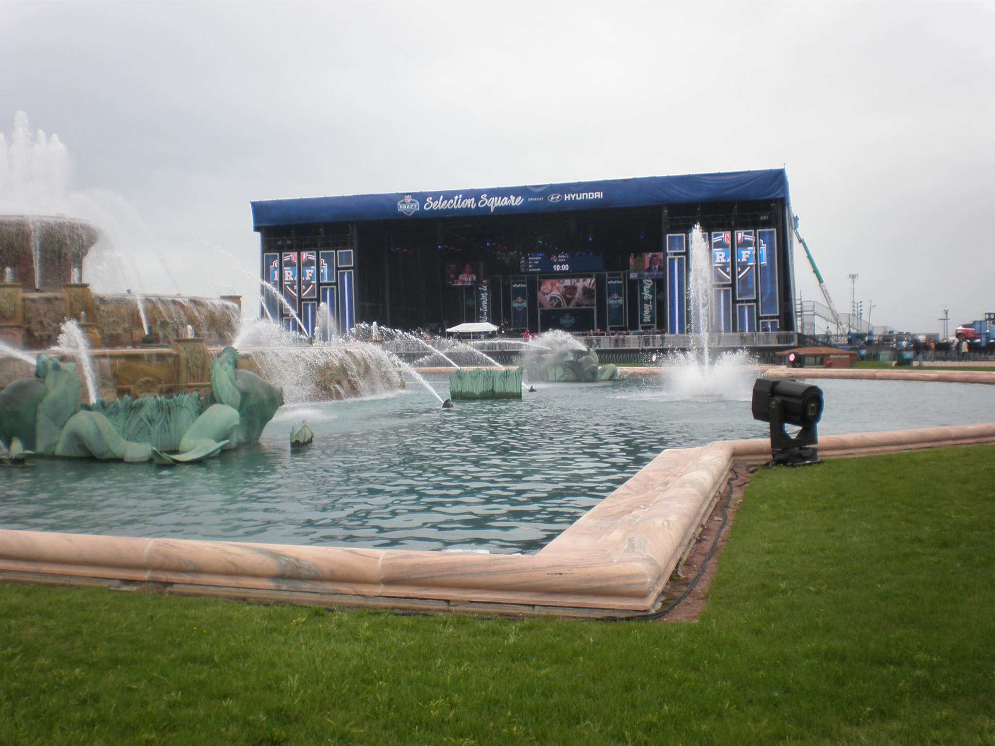 Olympus FE280,X820,C520 sample photo. Nfl draft town, chicago photography
