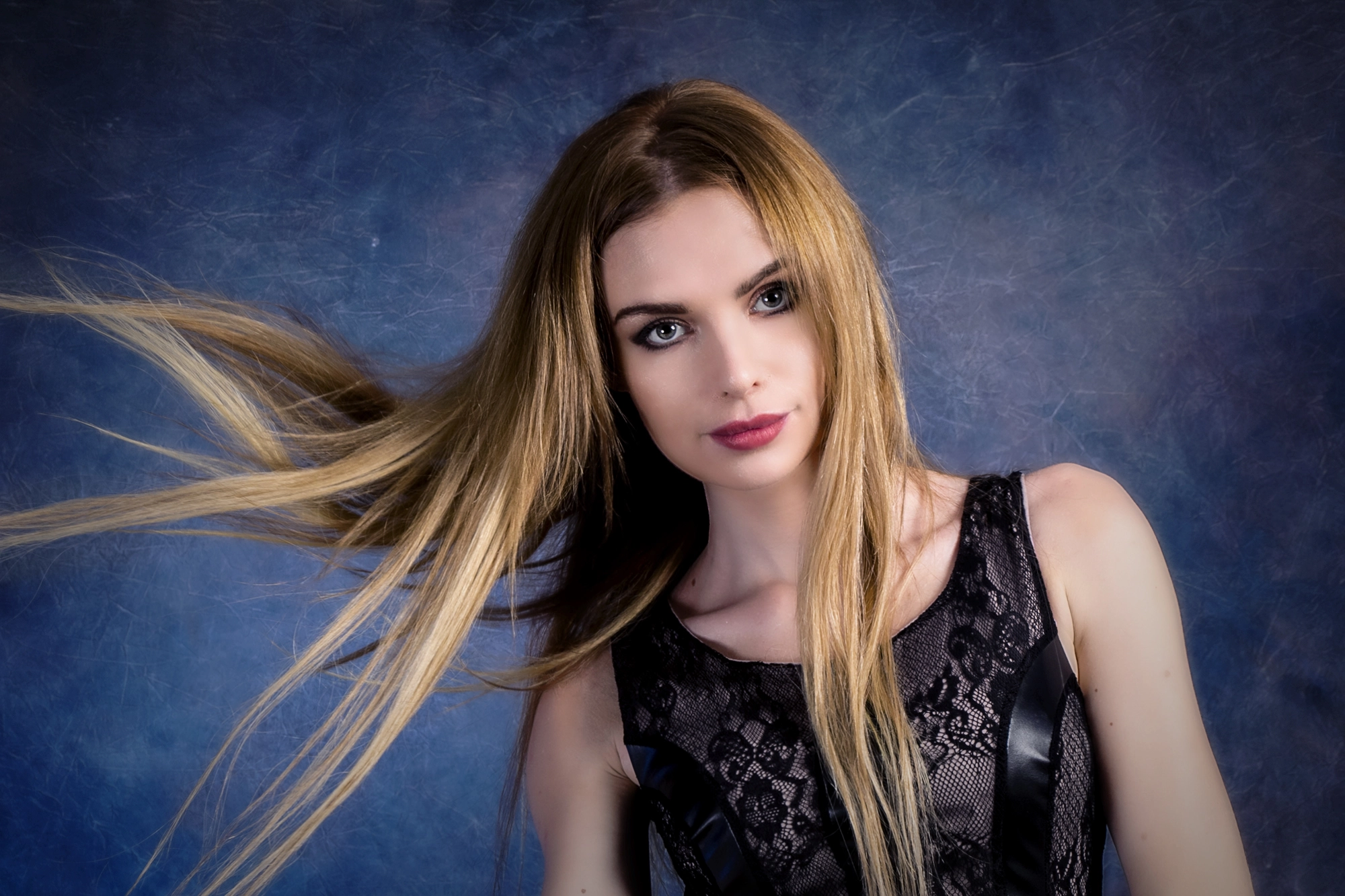 Canon EF-S 18-135mm F3.5-5.6 IS STM sample photo. Hair trick photography