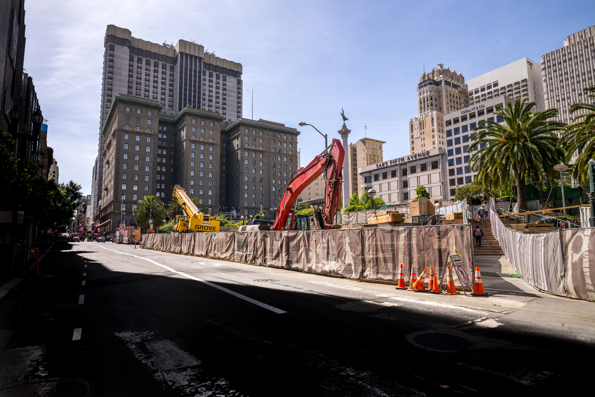 Leica Super-Elmar-M 21mm F3.4 ASPH sample photo. The city under construction photography