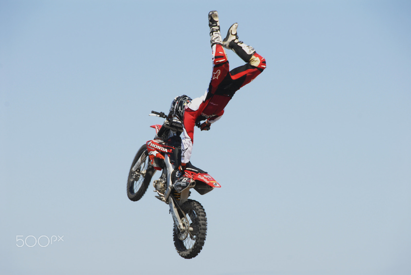 Nikon D200 sample photo. Flying high - beach motorcross photography