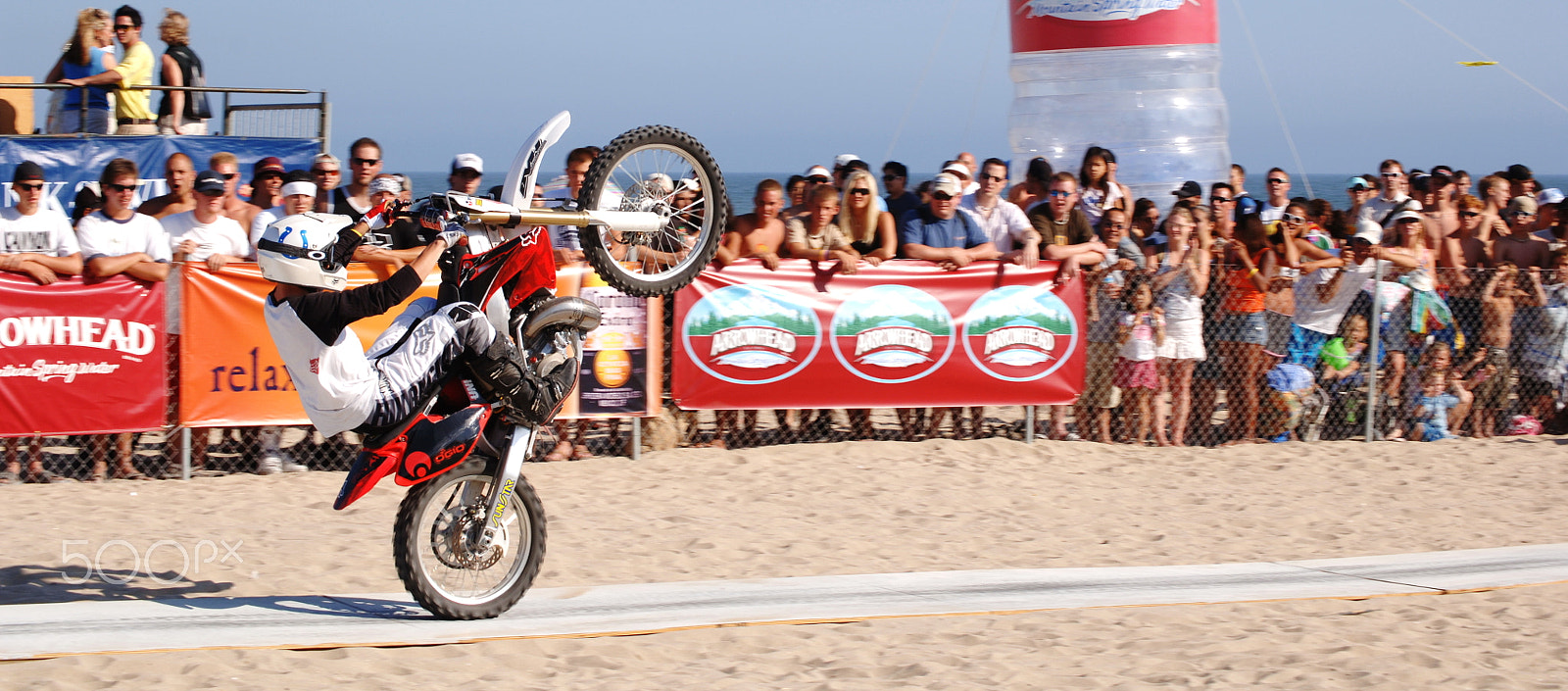 Nikon D2X sample photo. Flying high - beach motorcross photography