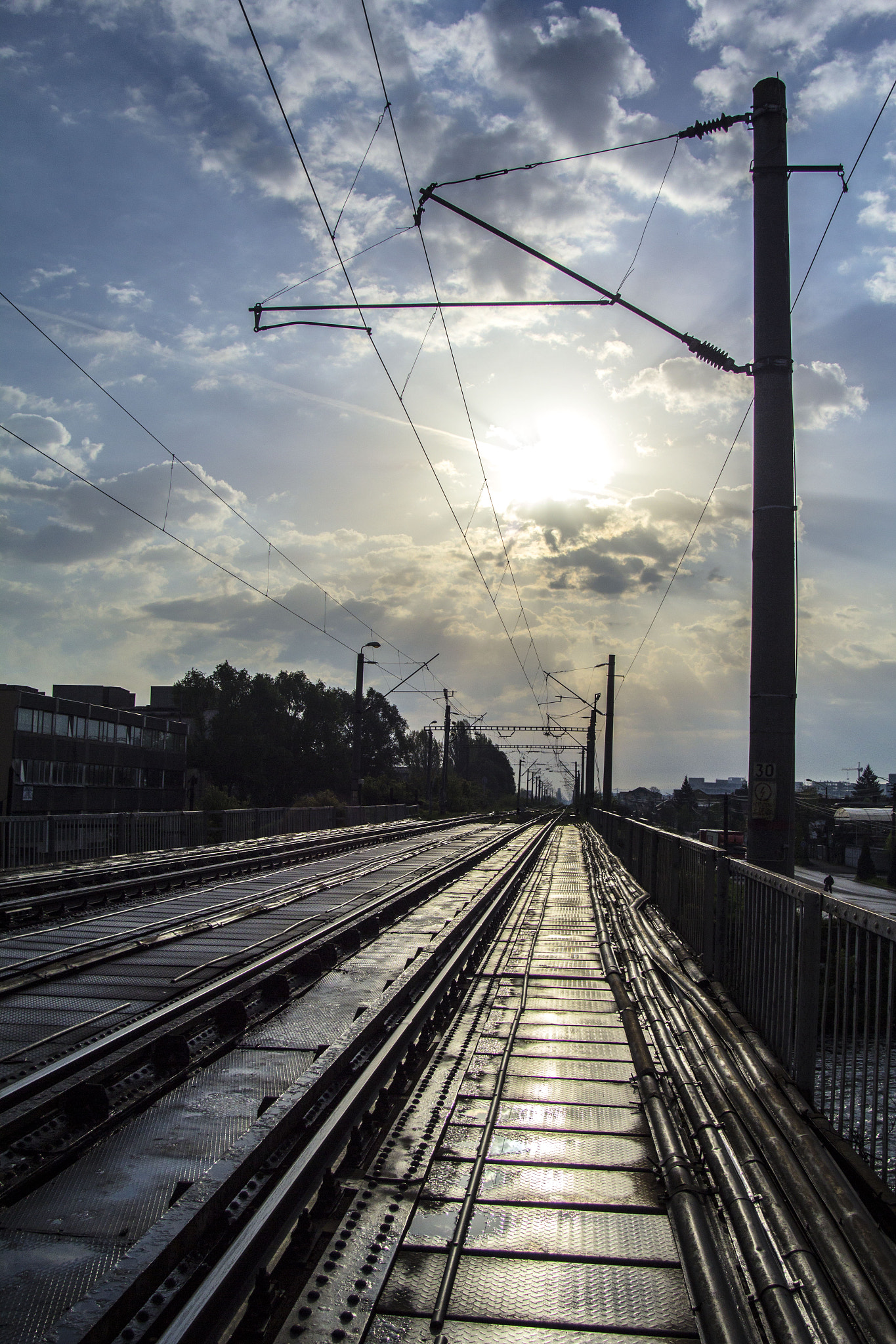 Tamron AF 19-35mm f/3.5-4.5 sample photo. Contre jourc photography