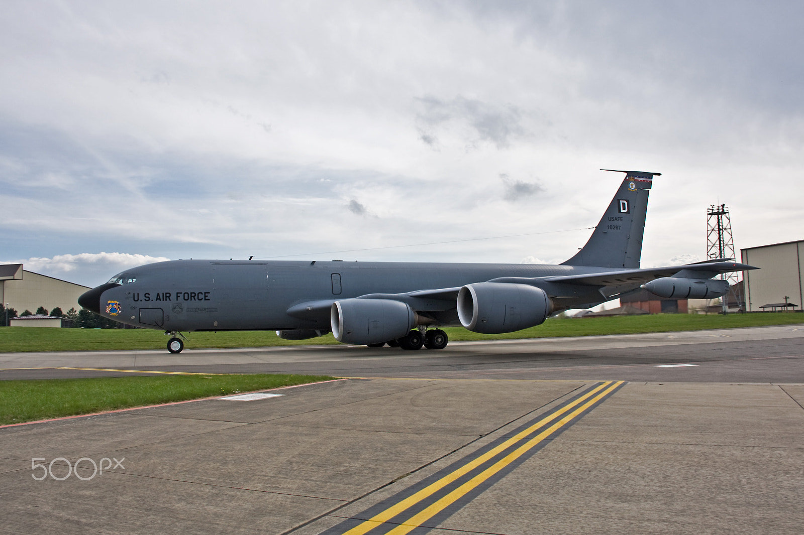 Canon EOS 40D sample photo. Kc-135r, 351st ars, 100th arw. photography