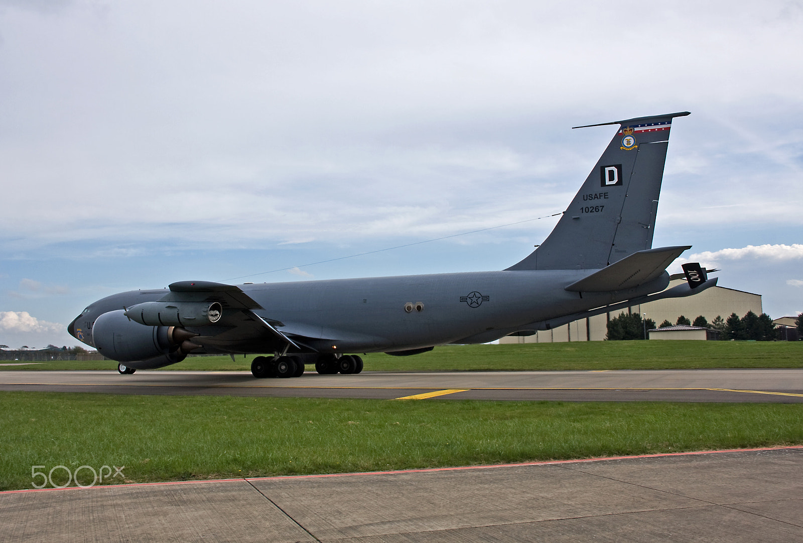 Canon EOS 40D sample photo. Kc-135r, 351st ars, 100th arw. photography