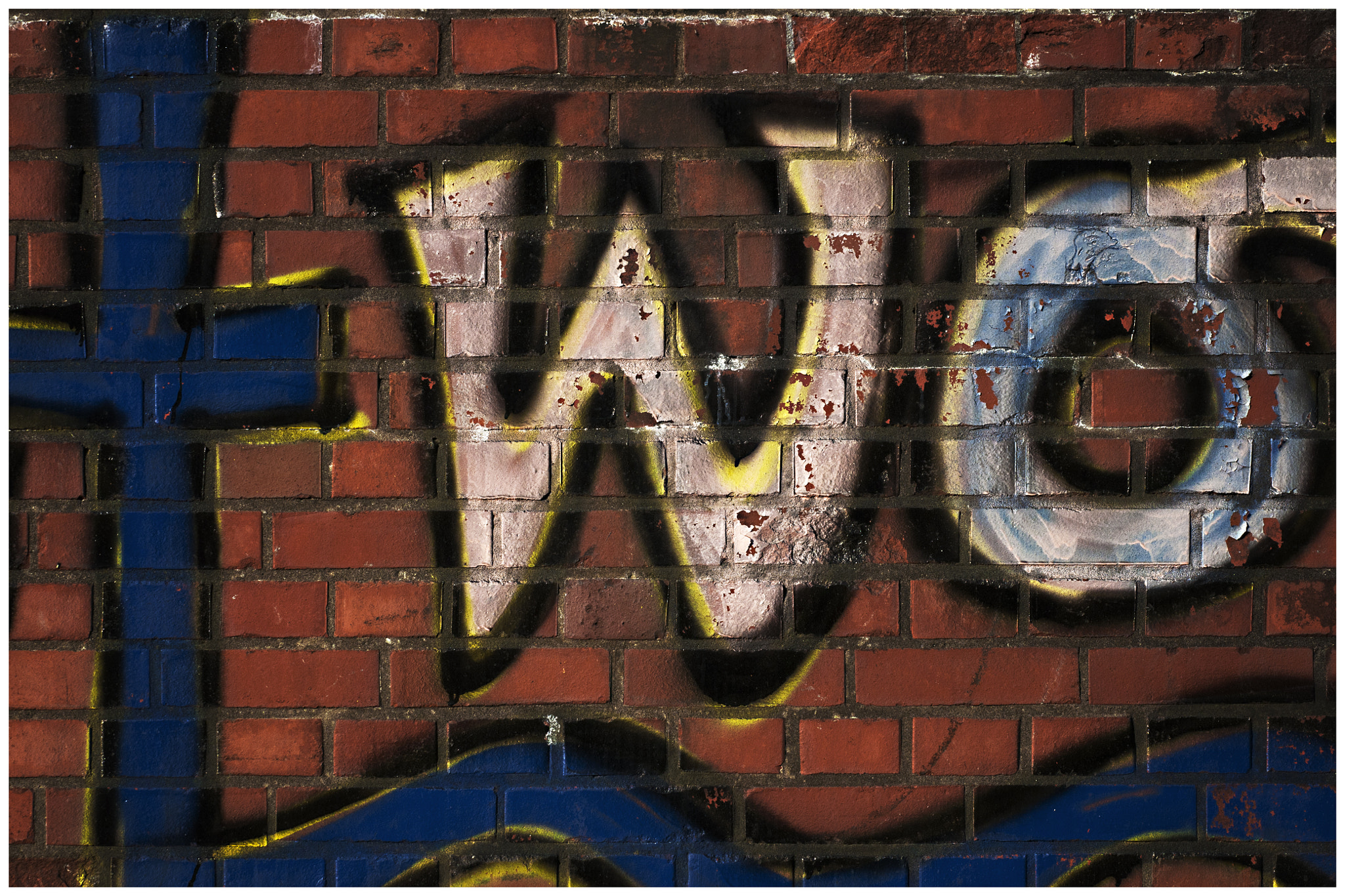 Sigma 150mm F2.8 EX DG Macro HSM sample photo. Graffity photography