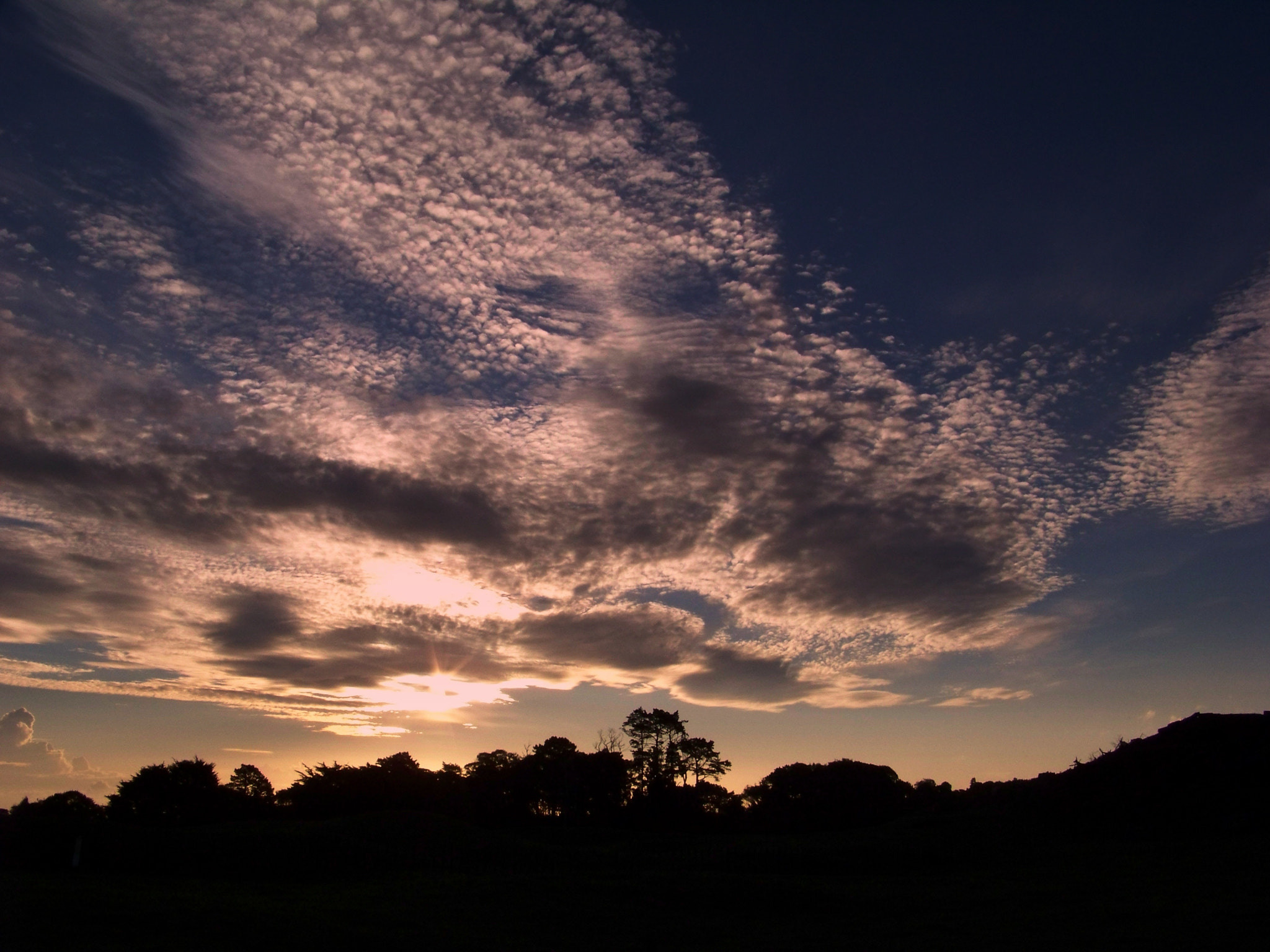 Kodak Z812 IS ZOOM DIGITAL CAMERA sample photo. Sunset sky photography