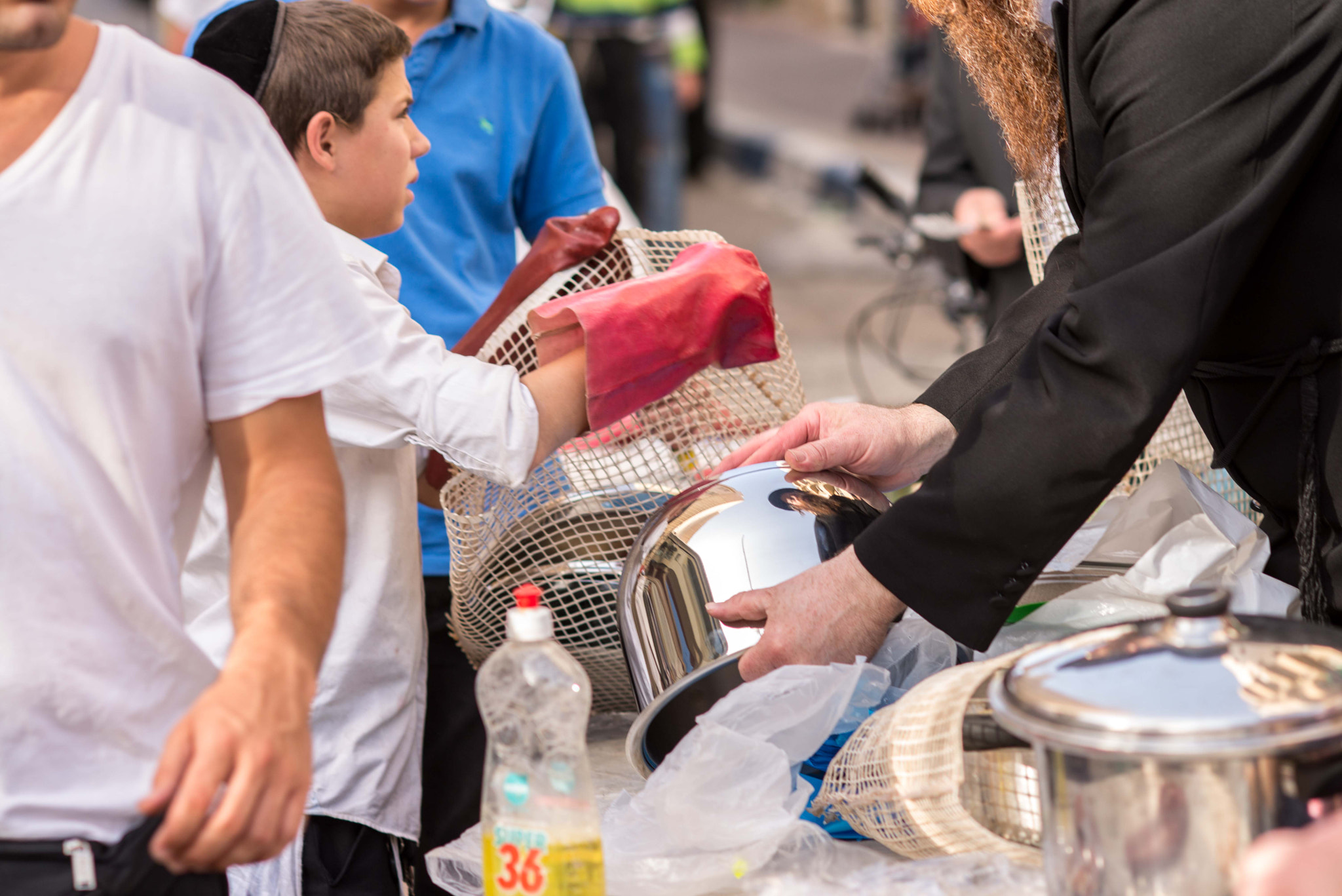 Nikon D610 + AF DC-Nikkor 135mm f/2D sample photo. Before passover in bnei-brak - hagalah photography