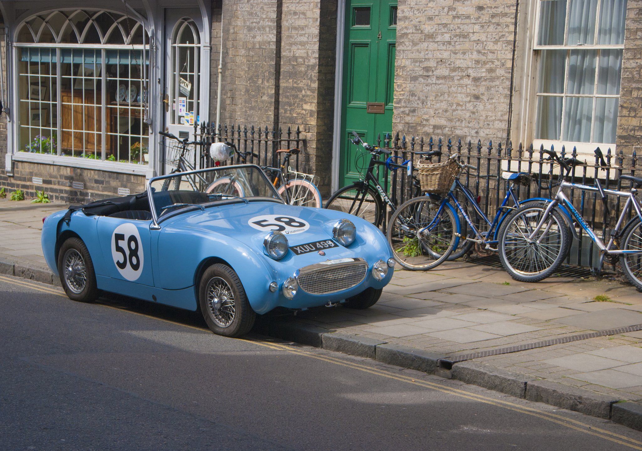 Sigma 18-125mm F3.8-5.6 DC OS HSM sample photo. Austin healy frog eye sprite photography