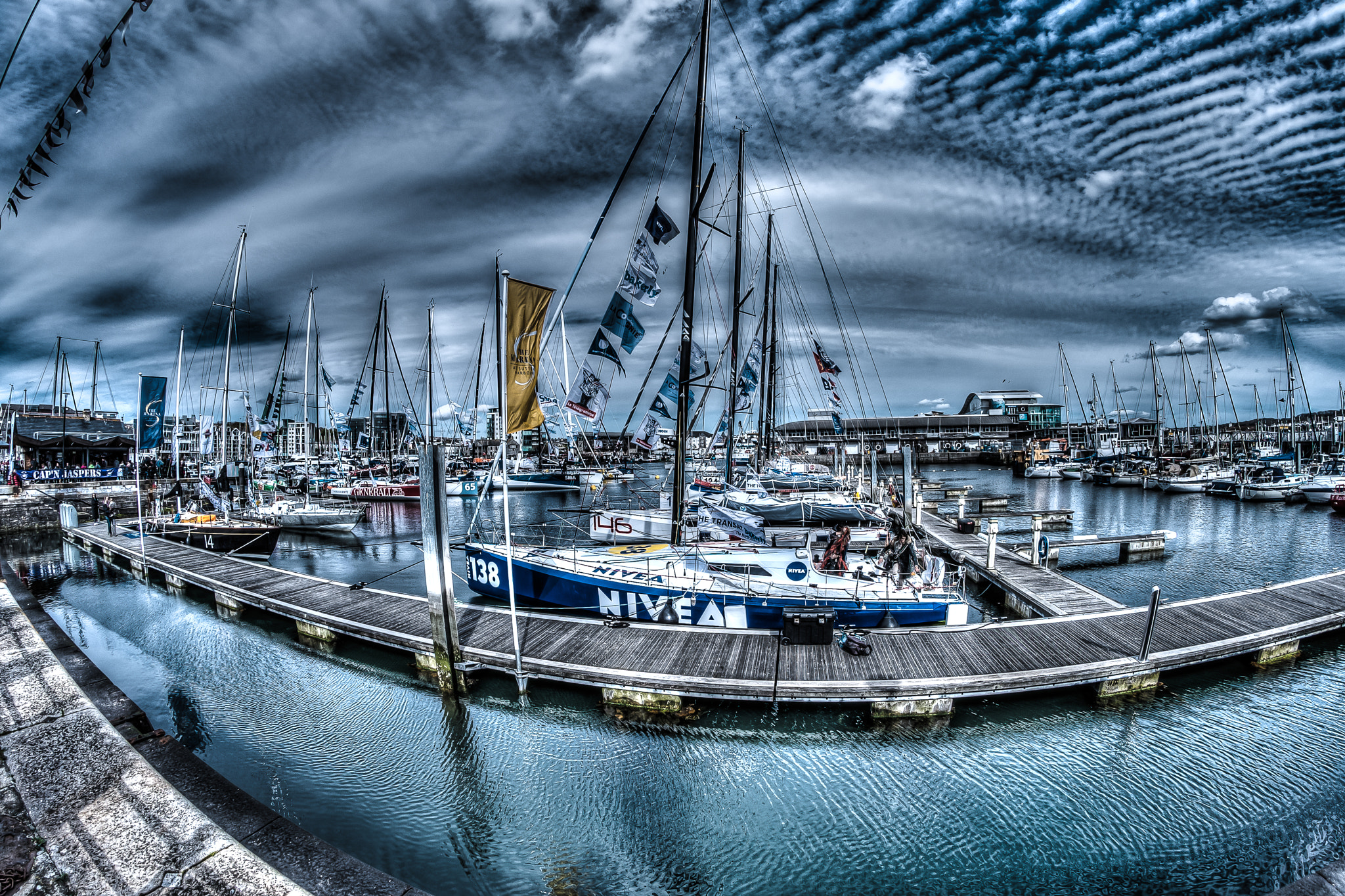 Nikon D610 + Samyang 8mm F3.5 Aspherical IF MC Fisheye sample photo. Marina 2 photography