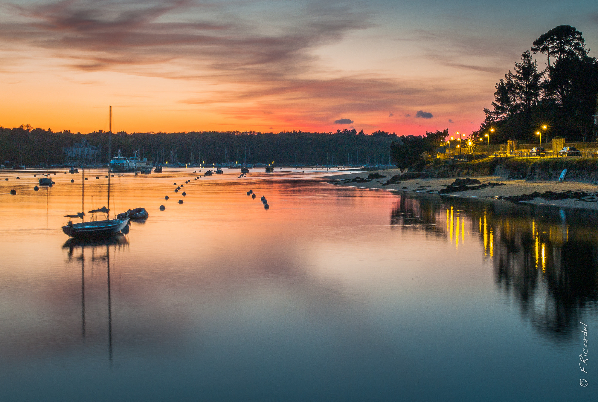 Leica M8 sample photo. Coucher de soleil sur l'odet photography
