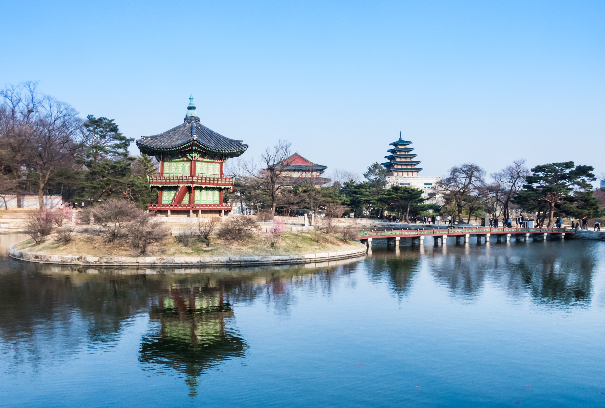 CASIO EX-100 sample photo. Gyeongbokgung palace photography