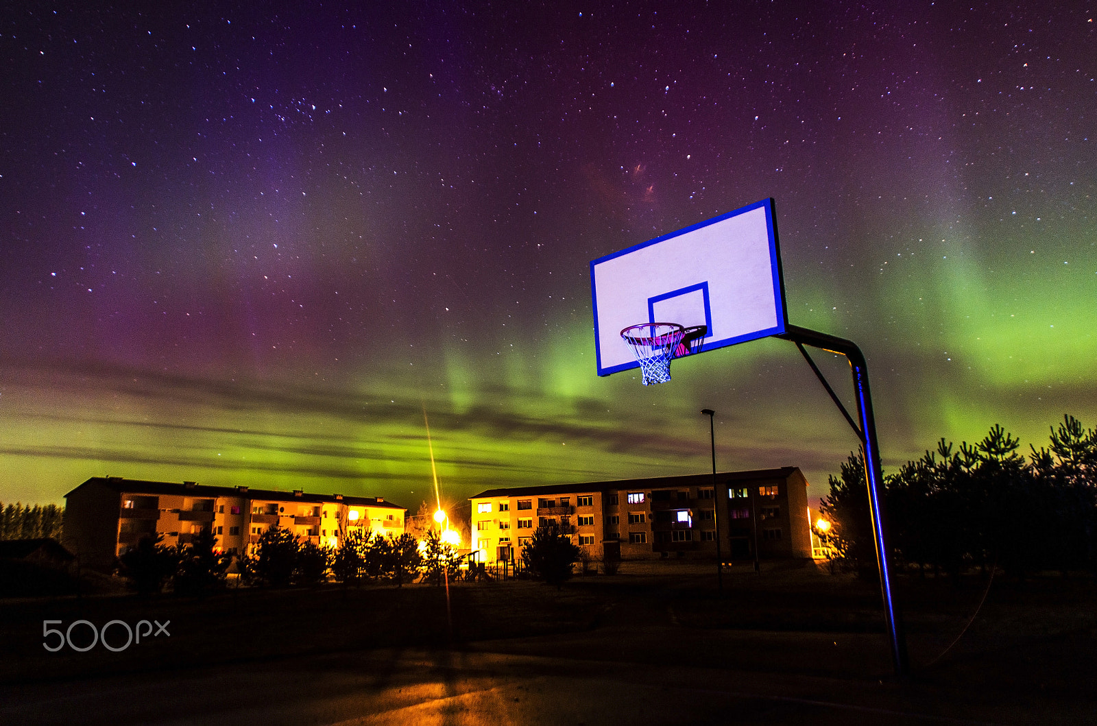 Tamron AF 18-200mm F3.5-6.3 XR Di II LD Aspherical (IF) Macro sample photo. Northern lights photography