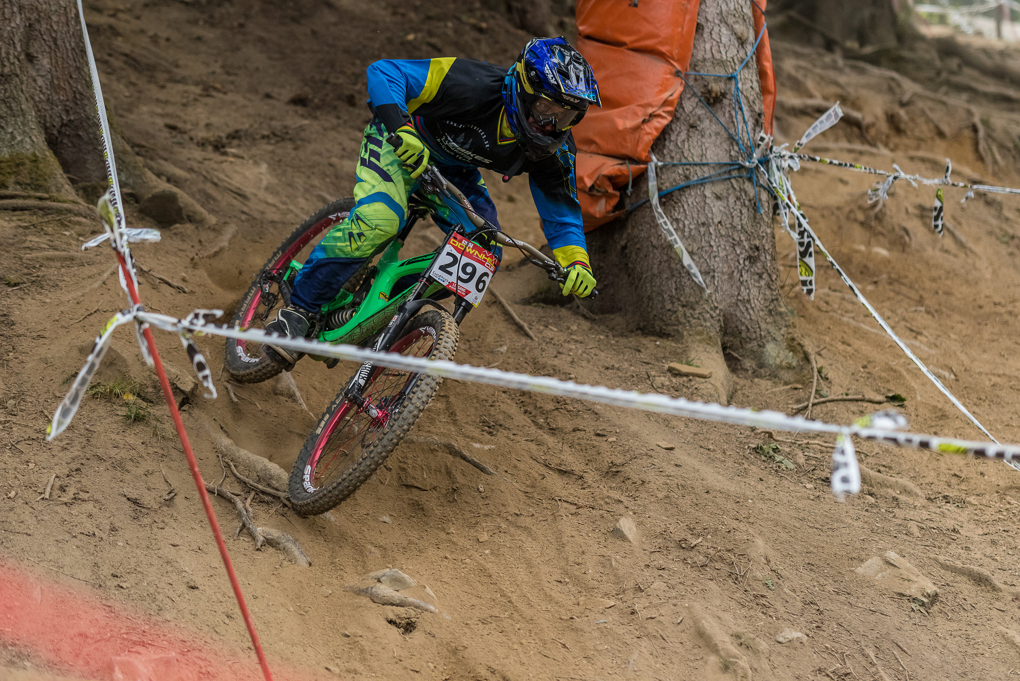 Sigma 70-200mm F2.8 EX DG Macro HSM II sample photo. Edc2015@leogang photography