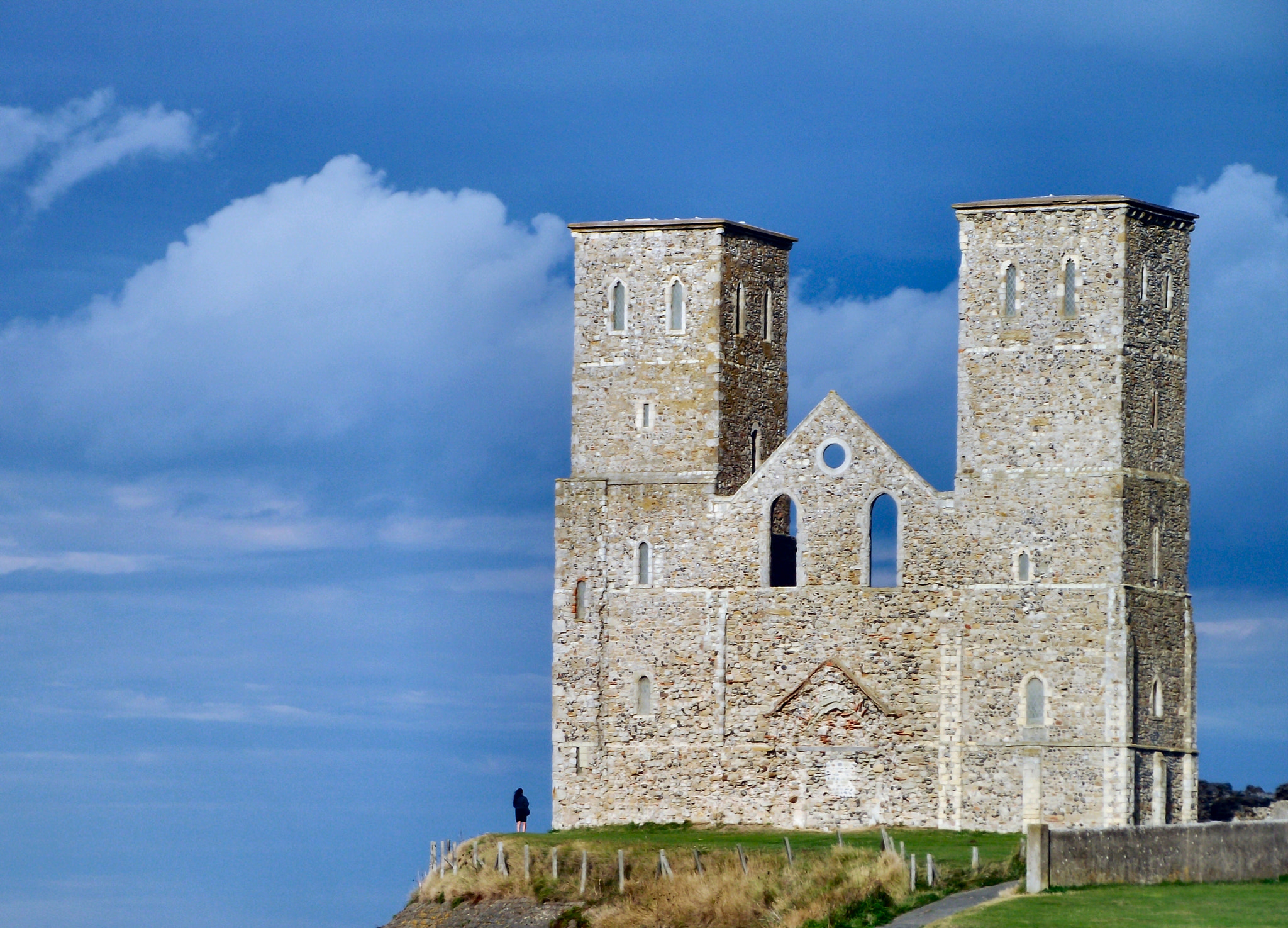 Fujifilm FinePix S2750HD sample photo. Reculver tower photography