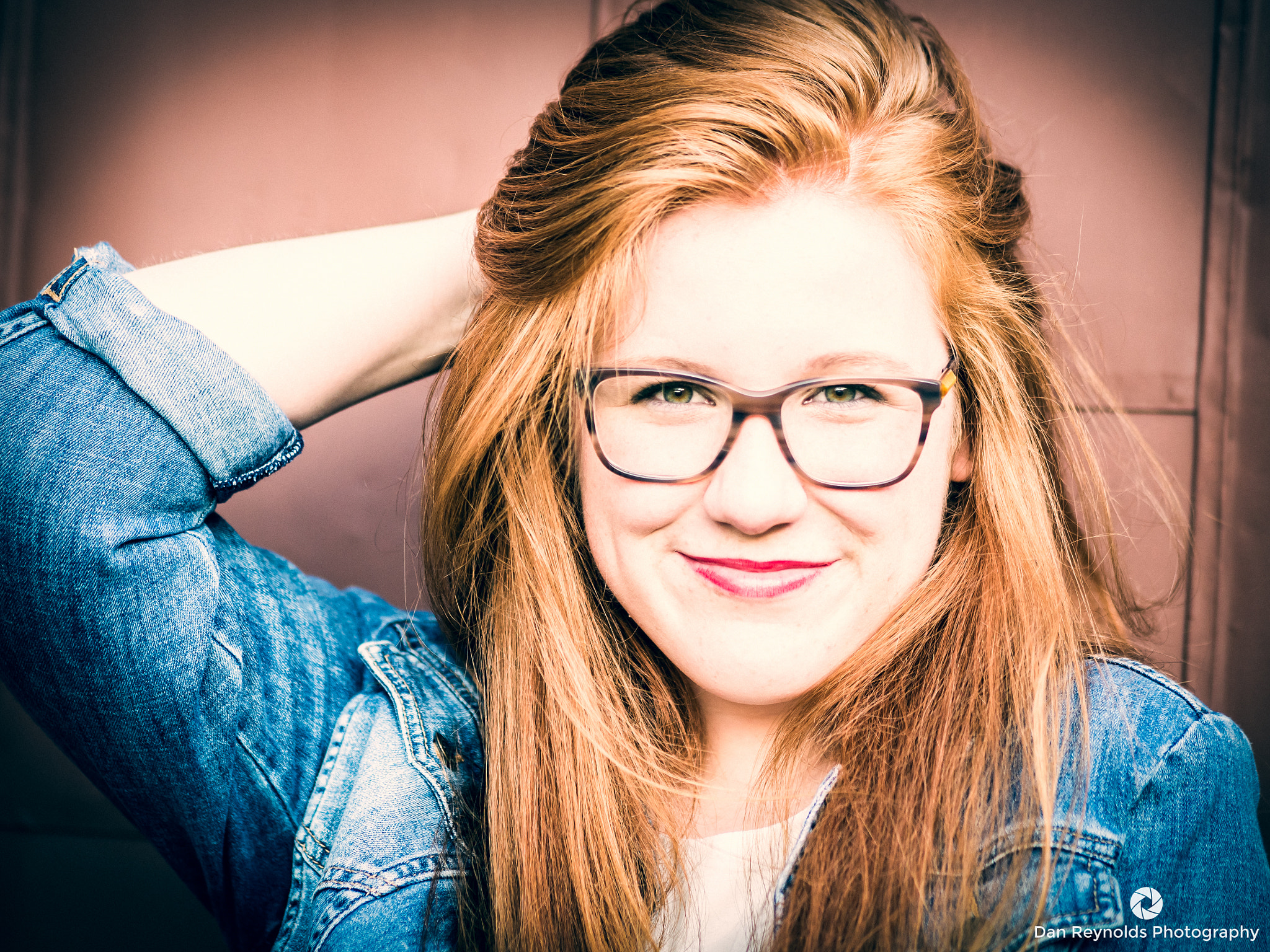 Olympus OM-D E-M5 II + Olympus M.Zuiko Digital ED 75mm F1.8 sample photo. Senior portrait photography