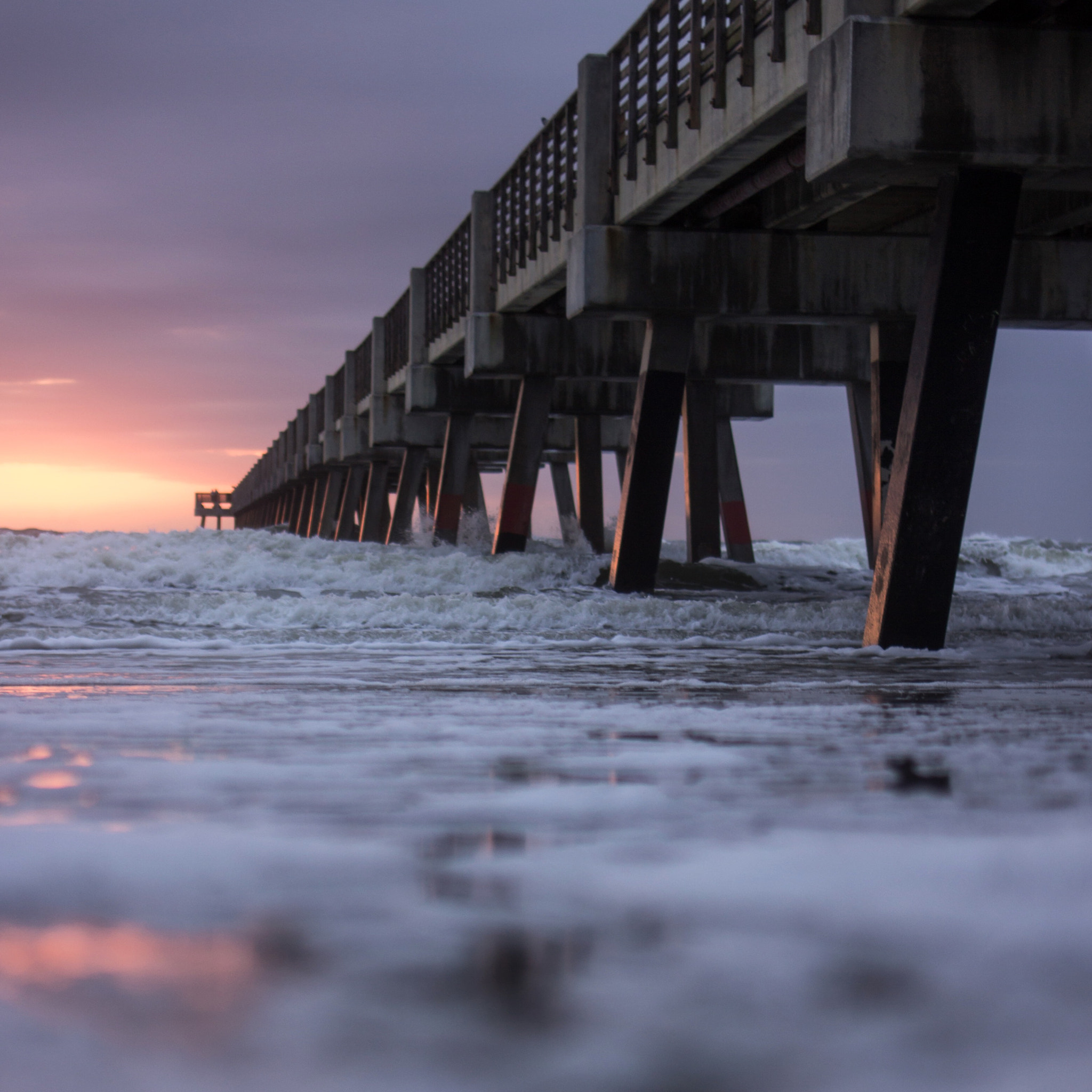 Canon EF 35mm F2 IS USM sample photo. Sunrise of jax beach pier photography