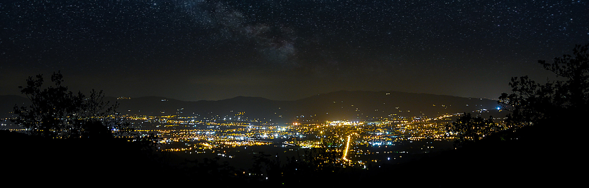 Nikon D7100 + Sigma 17-70mm F2.8-4 DC Macro OS HSM | C sample photo. Stars over pistoia photography