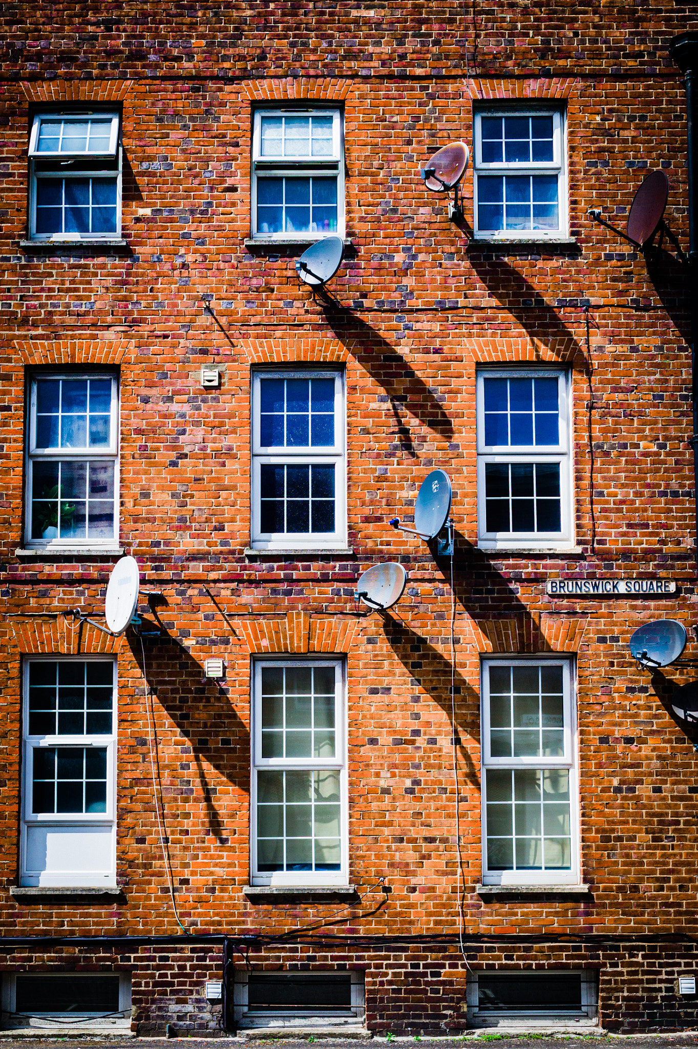 Leica M9 + Leica Summarit-M 35mm F2.5 sample photo. Dishes and shadows photography