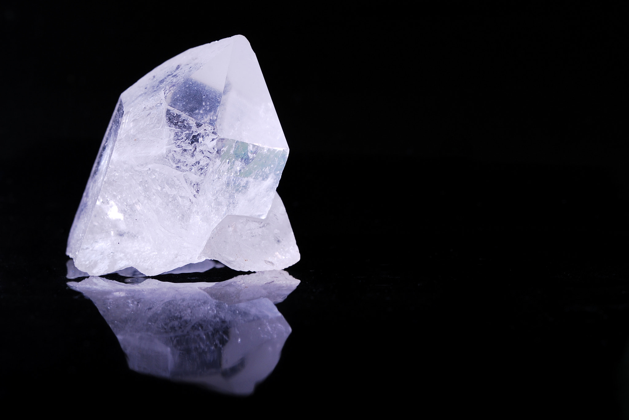 Nikon D80 sample photo. Fragment in the dark photography