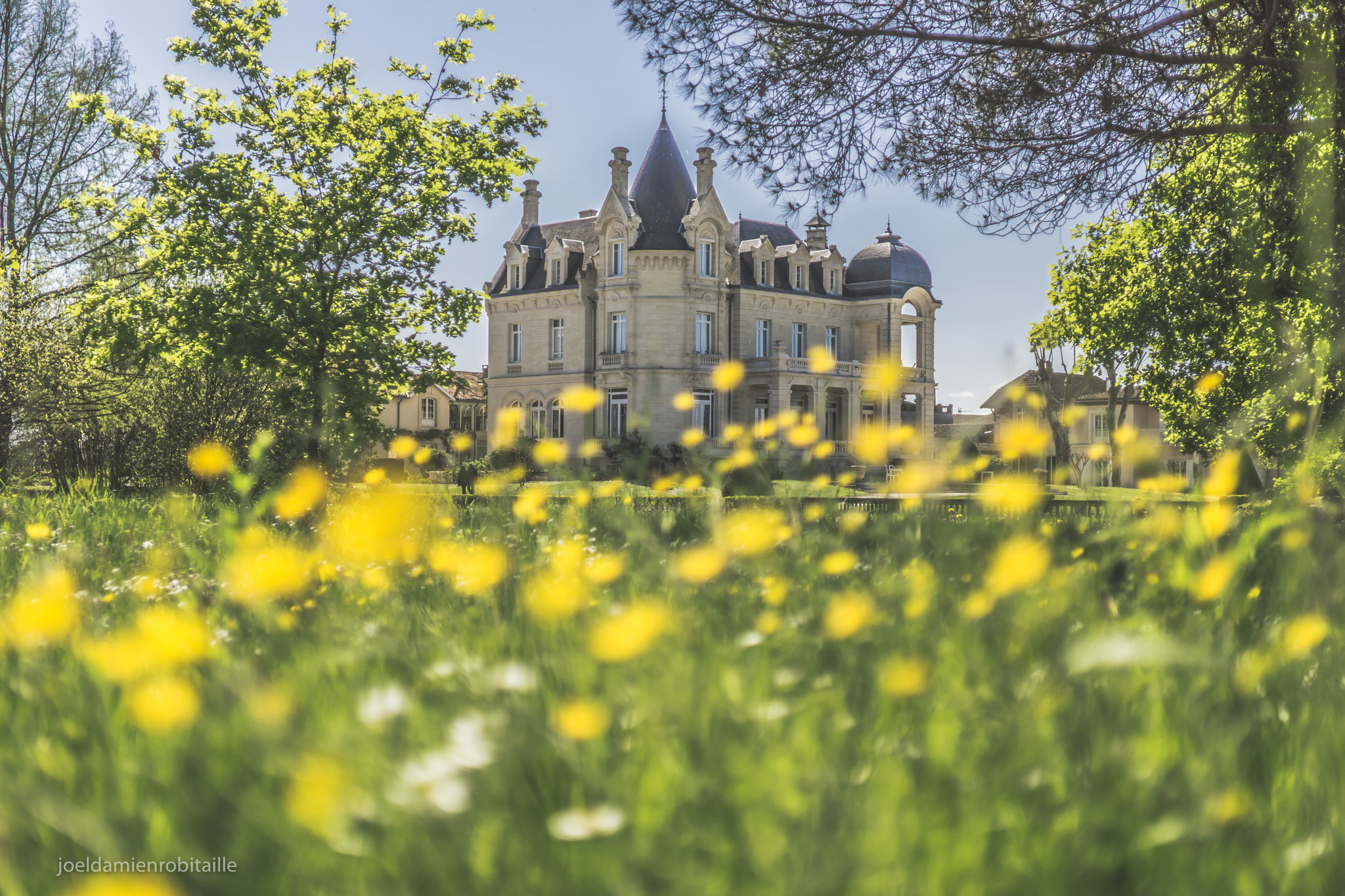 E 32mm F1.8 sample photo. Spring time chateau grand barrail photography
