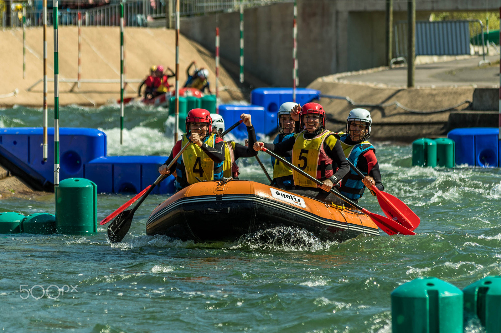 Sigma 70-300mm F4-5.6 APO DG Macro sample photo. Rafting entre amis photography