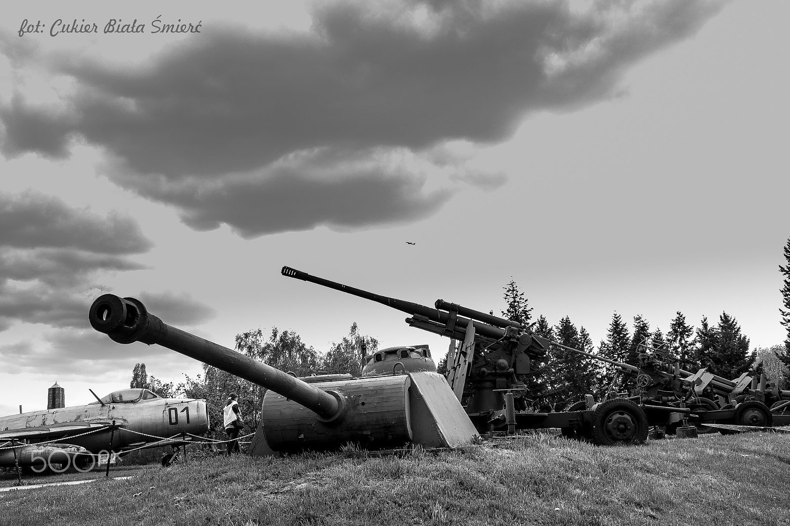 Sony Alpha DSLR-A700 + 24-70mm F2.8 sample photo. Army photography