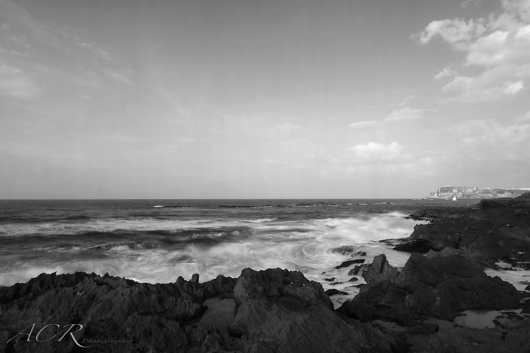 Canon EOS-1D Mark II N sample photo. The sea and the castle photography