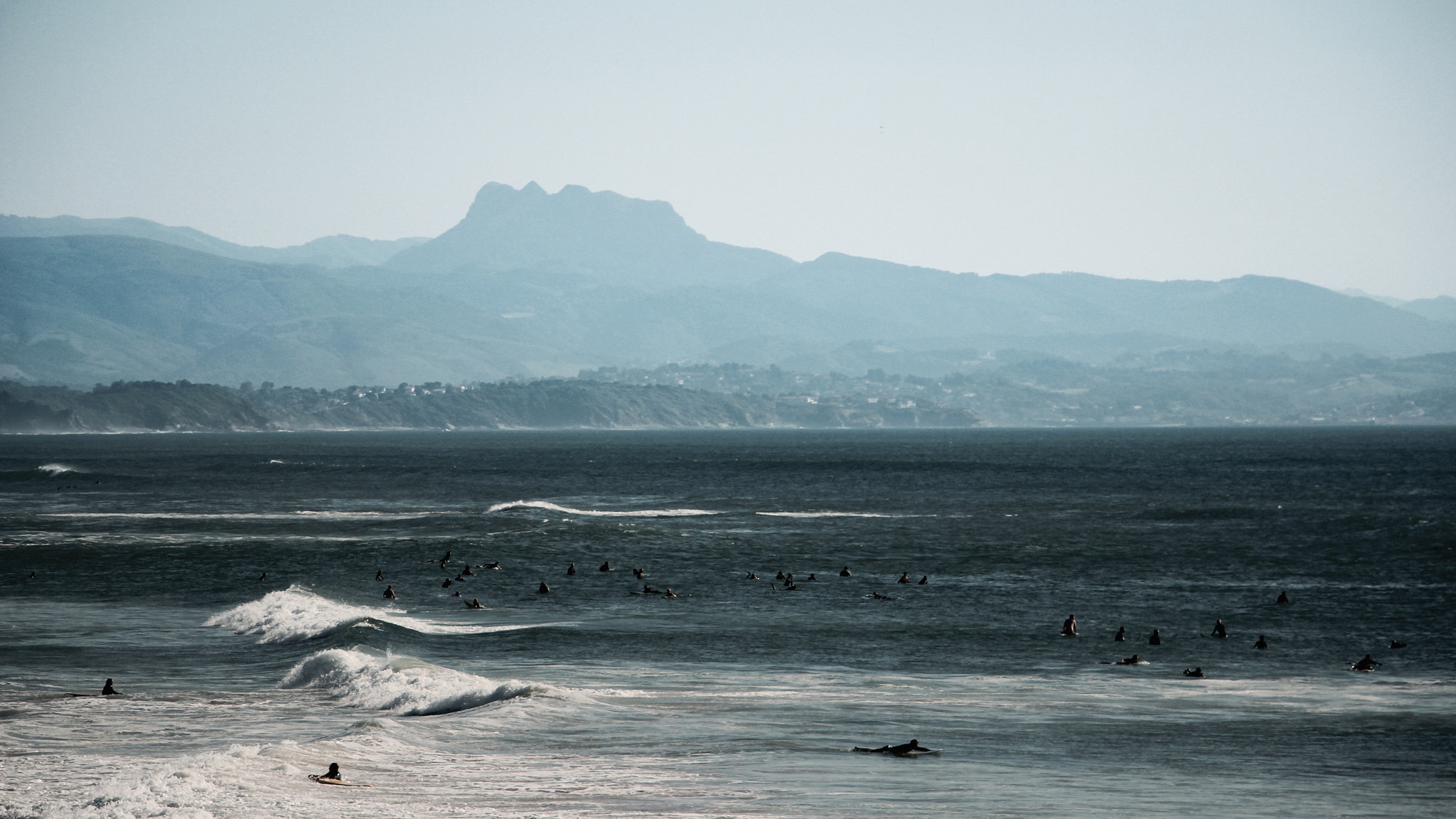 Canon EF-S 18-135mm F3.5-5.6 IS STM sample photo. One more with the ocean.jpg photography