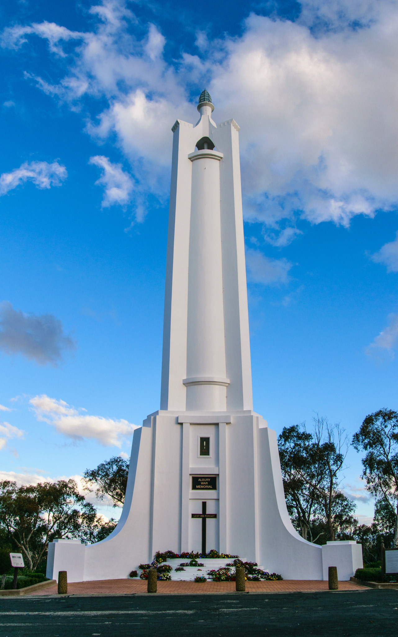 Nikon D3300 + Sigma 18-50mm F2.8 EX DC Macro sample photo. Albury march (of ) photography