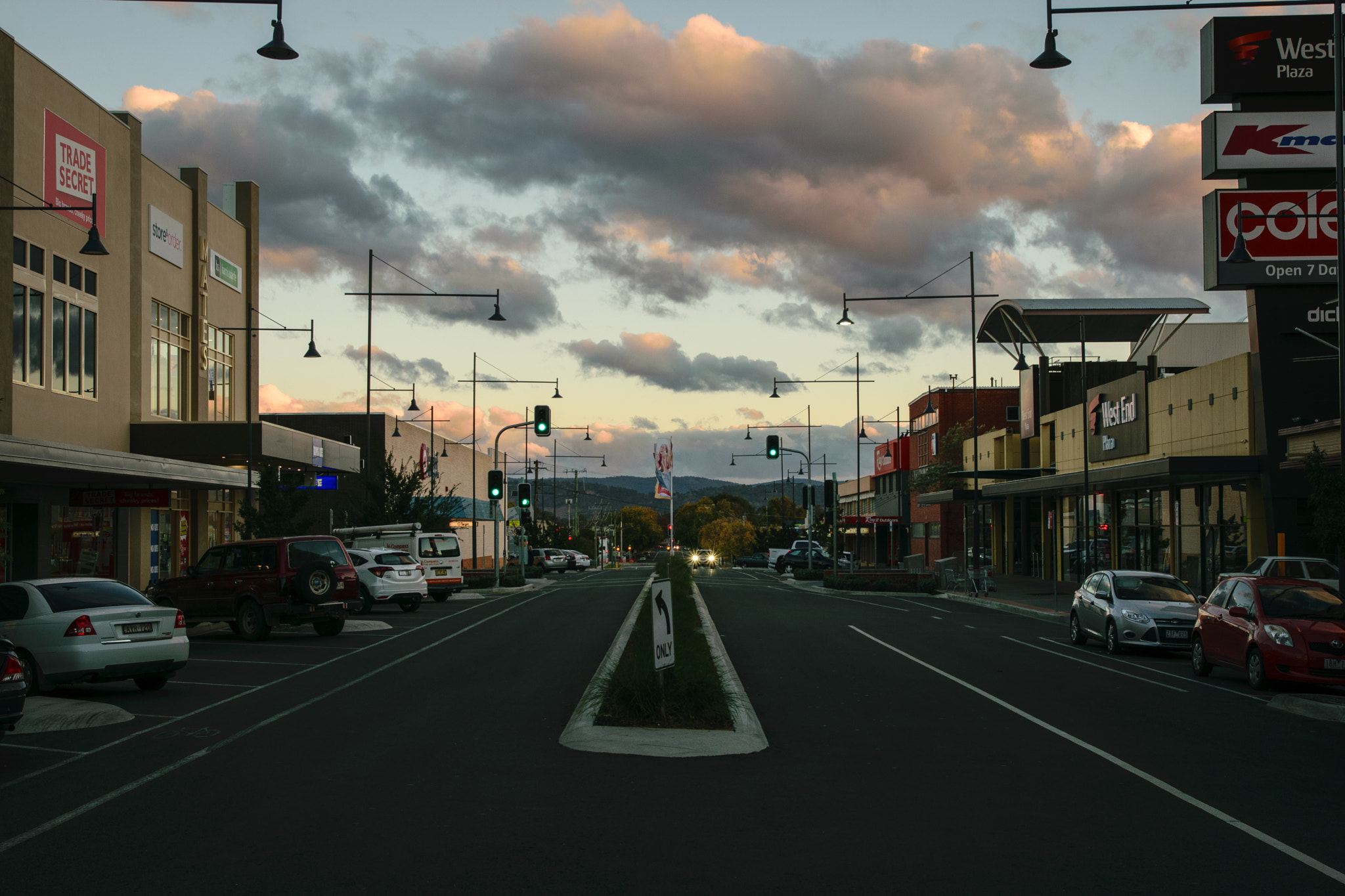 Sigma 18-50mm F2.8 EX DC Macro sample photo. Albury march (of ) photography