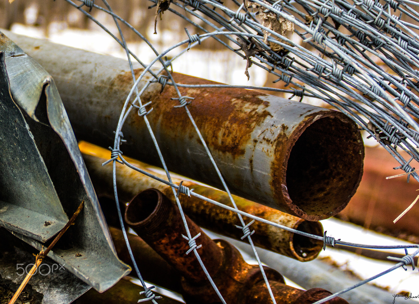 Canon EOS 550D (EOS Rebel T2i / EOS Kiss X4) sample photo. Spooling rust photography