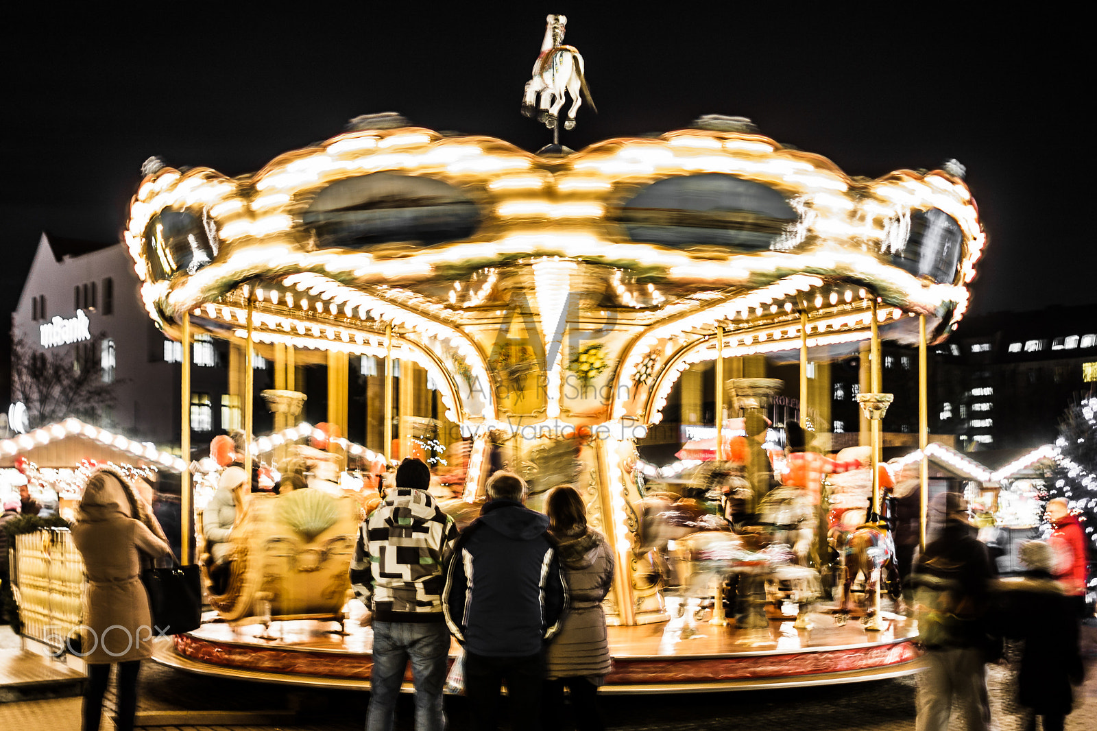 Canon EF 28mm F1.8 USM sample photo. Turn photography
