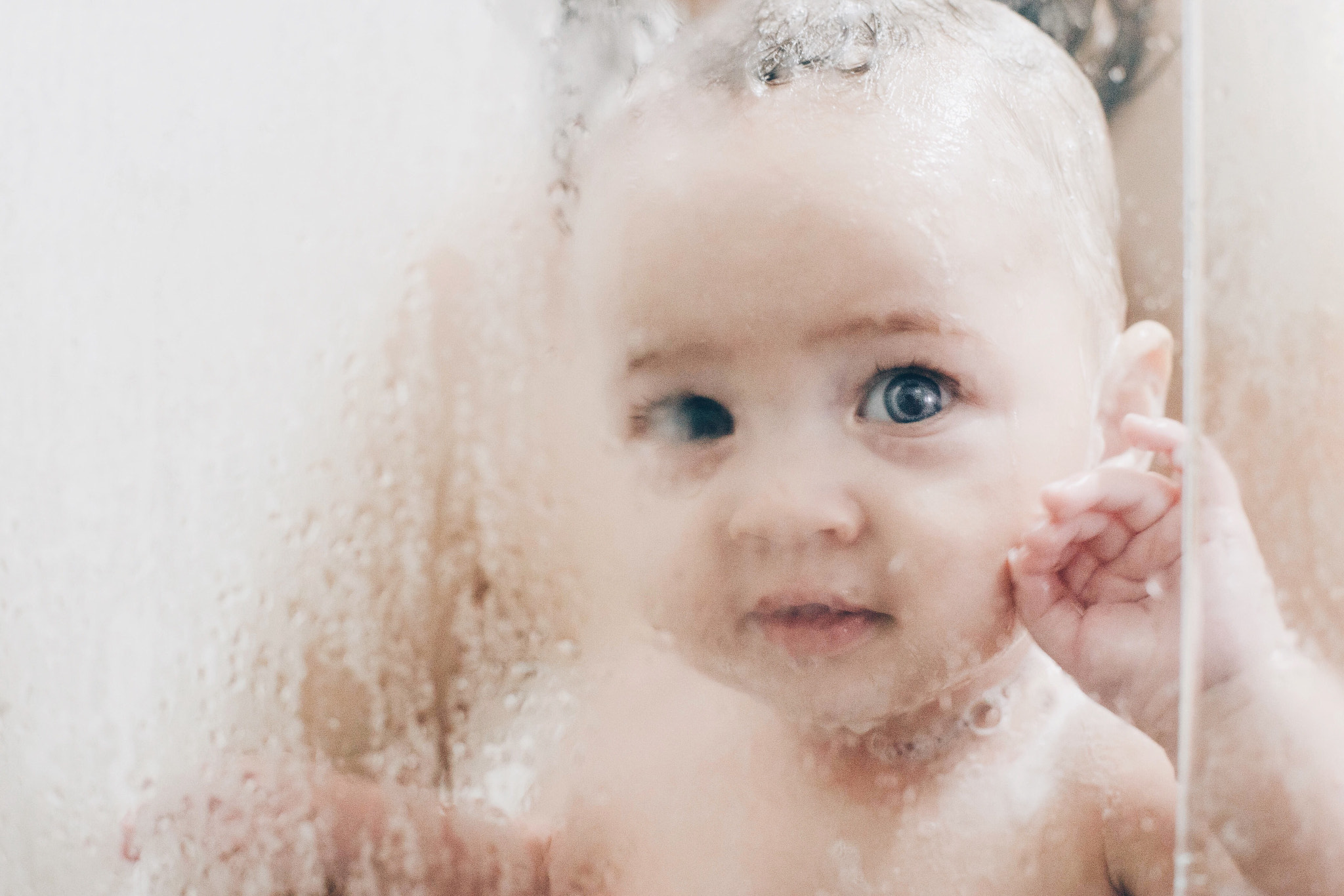 Sony a7S + Canon EF 50mm F1.4 USM sample photo. Shower times photography