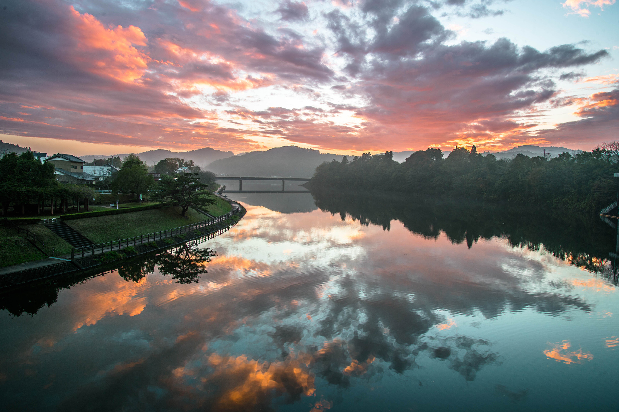 Nikon Df sample photo. Reflection of the sunset. photography