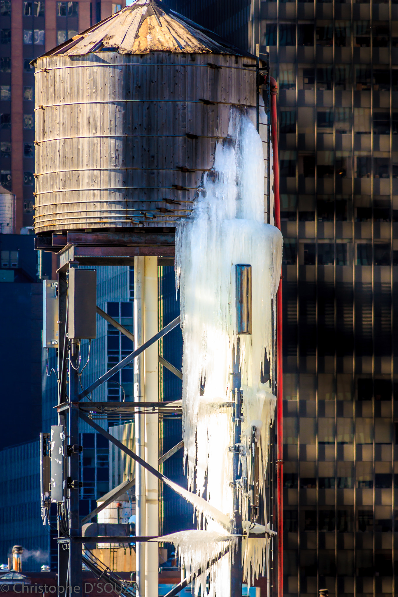Sigma 70-300mm F4-5.6 APO DG Macro sample photo. Ice in new york usa photography