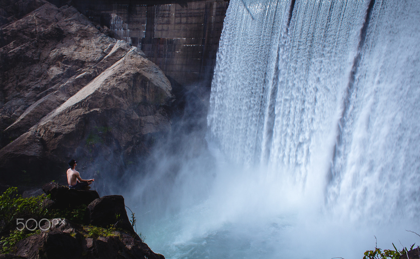 Canon EOS 650D (EOS Rebel T4i / EOS Kiss X6i) sample photo. Meditation at the falls photography
