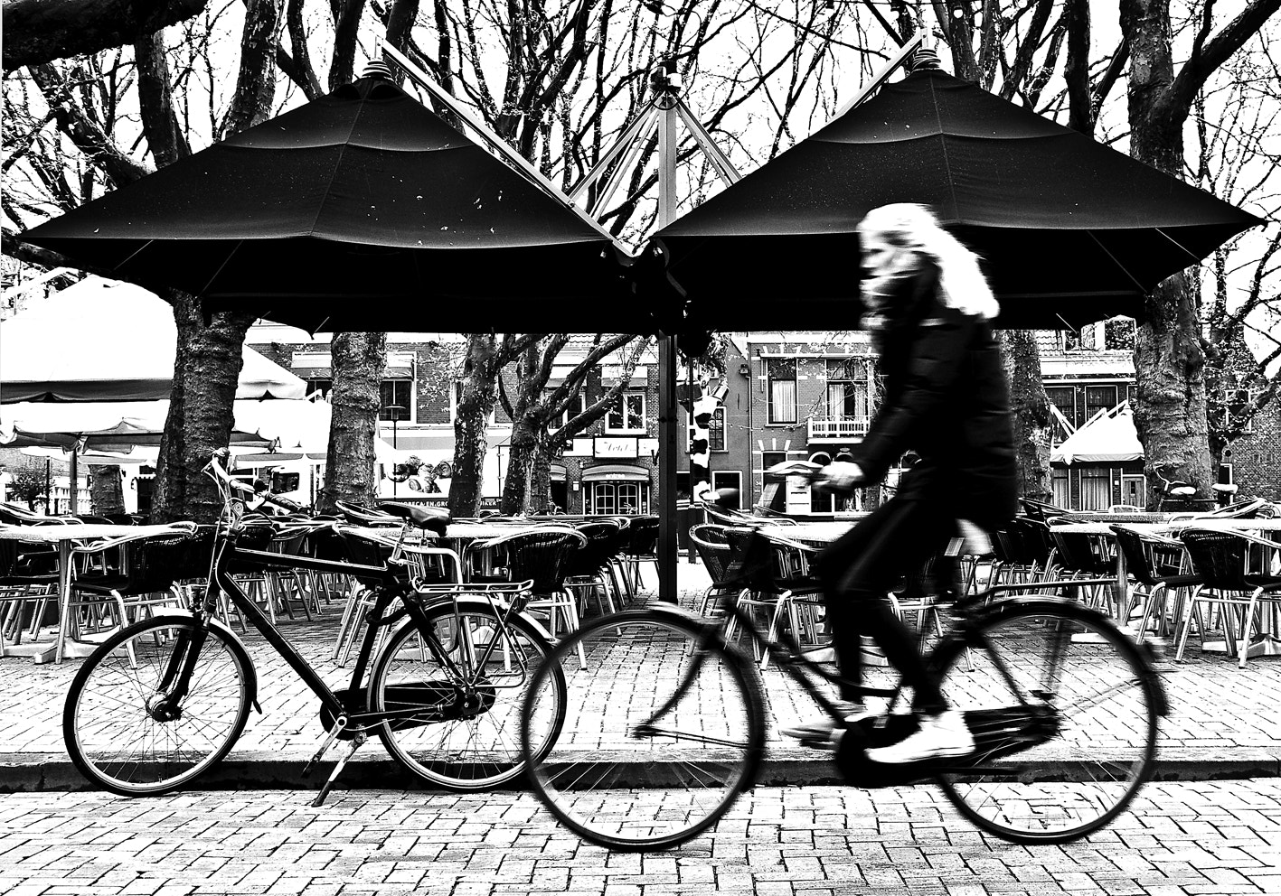 Olympus OM-D E-M10 II sample photo. The girl from delft photography