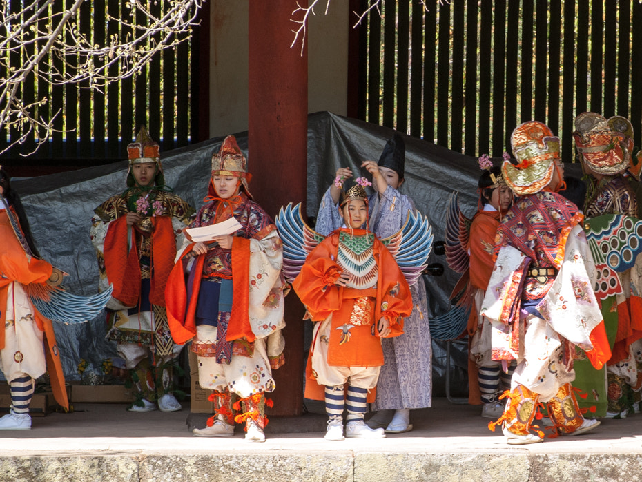 Pentax *ist DS sample photo. National costume photography