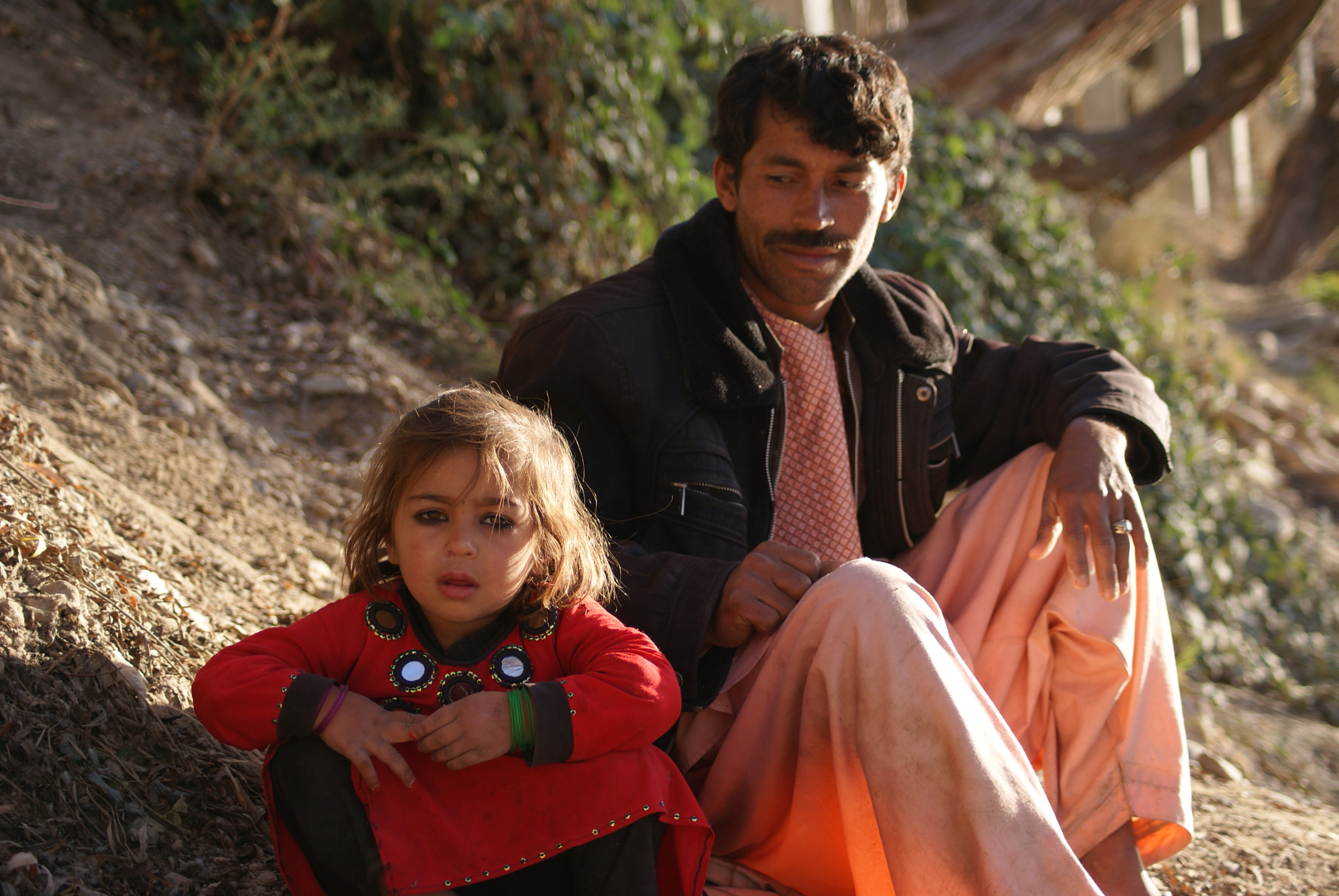 Sony DT 55-200mm F4-5.6 SAM sample photo. An afghan father photography
