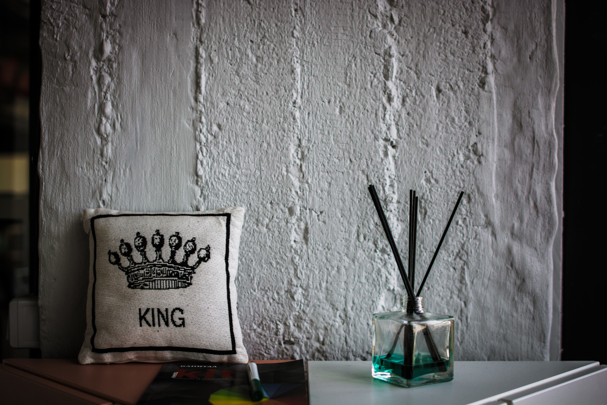 Nikon D5200 + Nikon AF-S Nikkor 28mm F1.8G sample photo. Coworking space by puzl photography