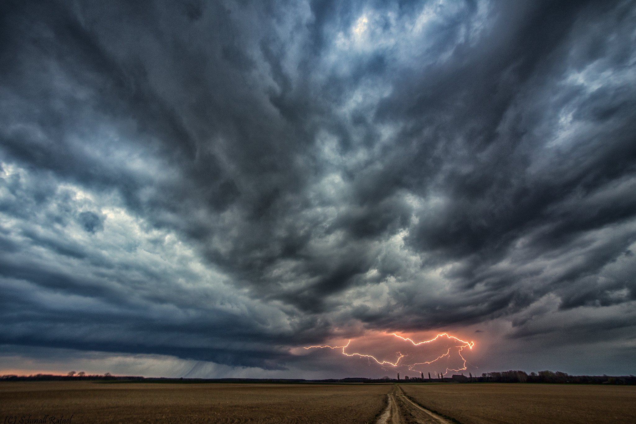 Sigma 15-30mm f/3.5-4.5 EX DG Aspherical sample photo. Spring lightning photography