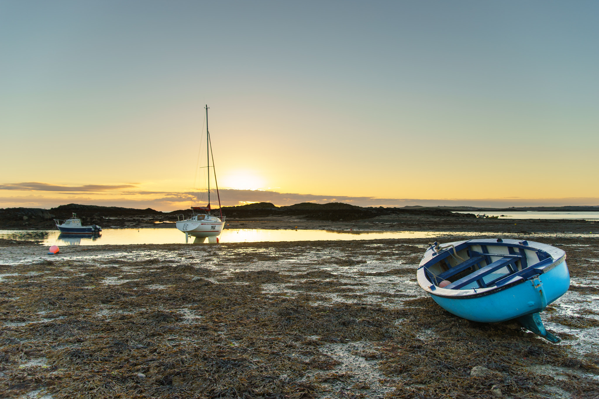 Sony a7 II + Tamron SP 24-70mm F2.8 Di VC USD sample photo. Rhosneigr, anglesey photography