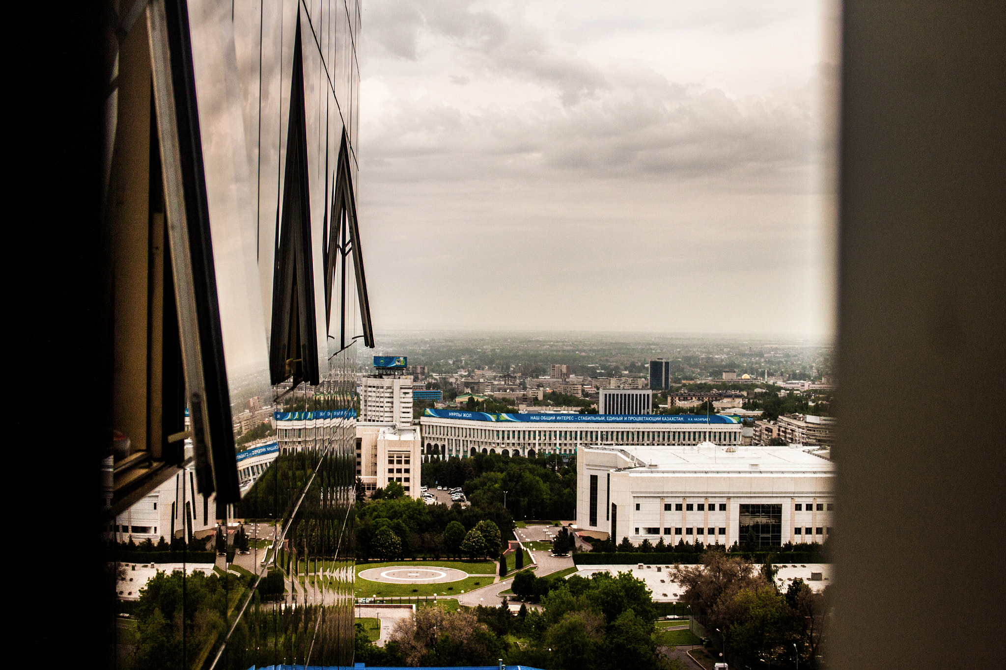 Canon EF 35-80mm f/4-5.6 USM sample photo. Новая площадь photography