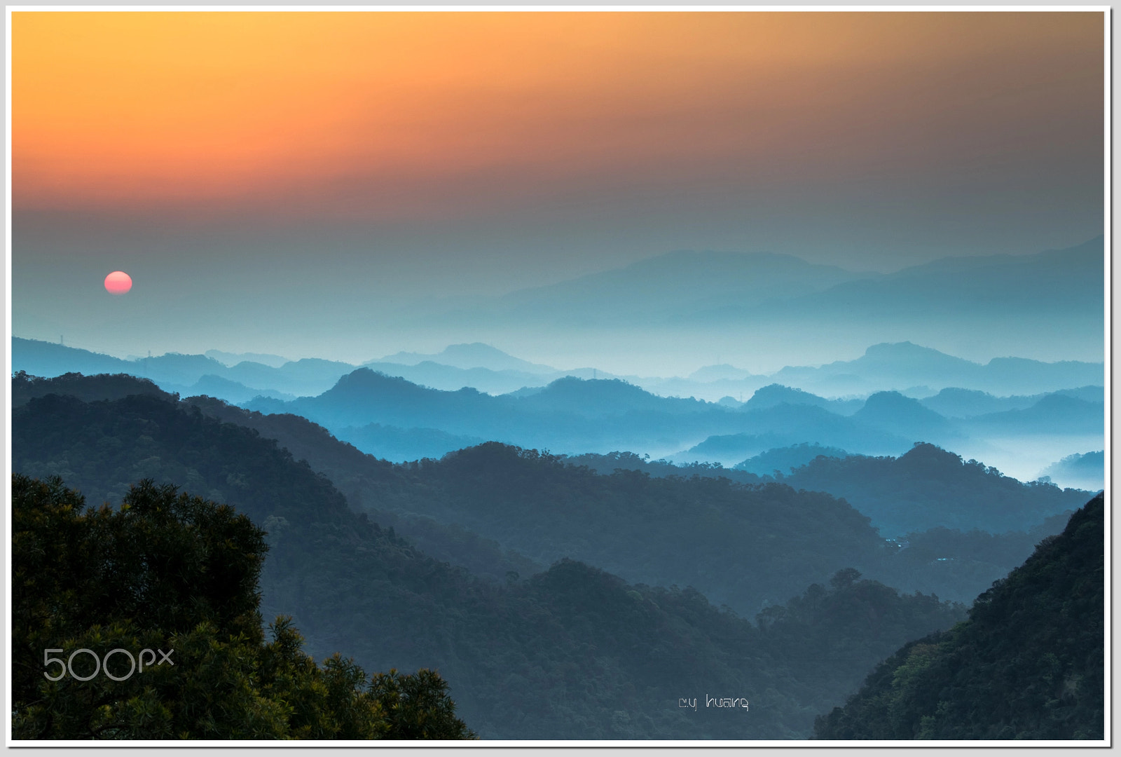 Canon EF 28-300mm F3.5-5.6L IS USM sample photo. Sunrise photography