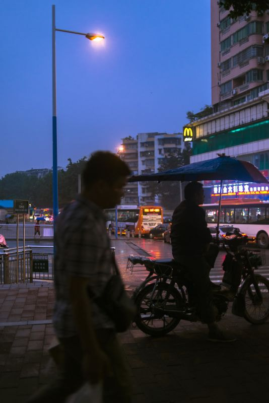 Nikon D800 + AF Nikkor 35mm f/2 sample photo. Night. photography
