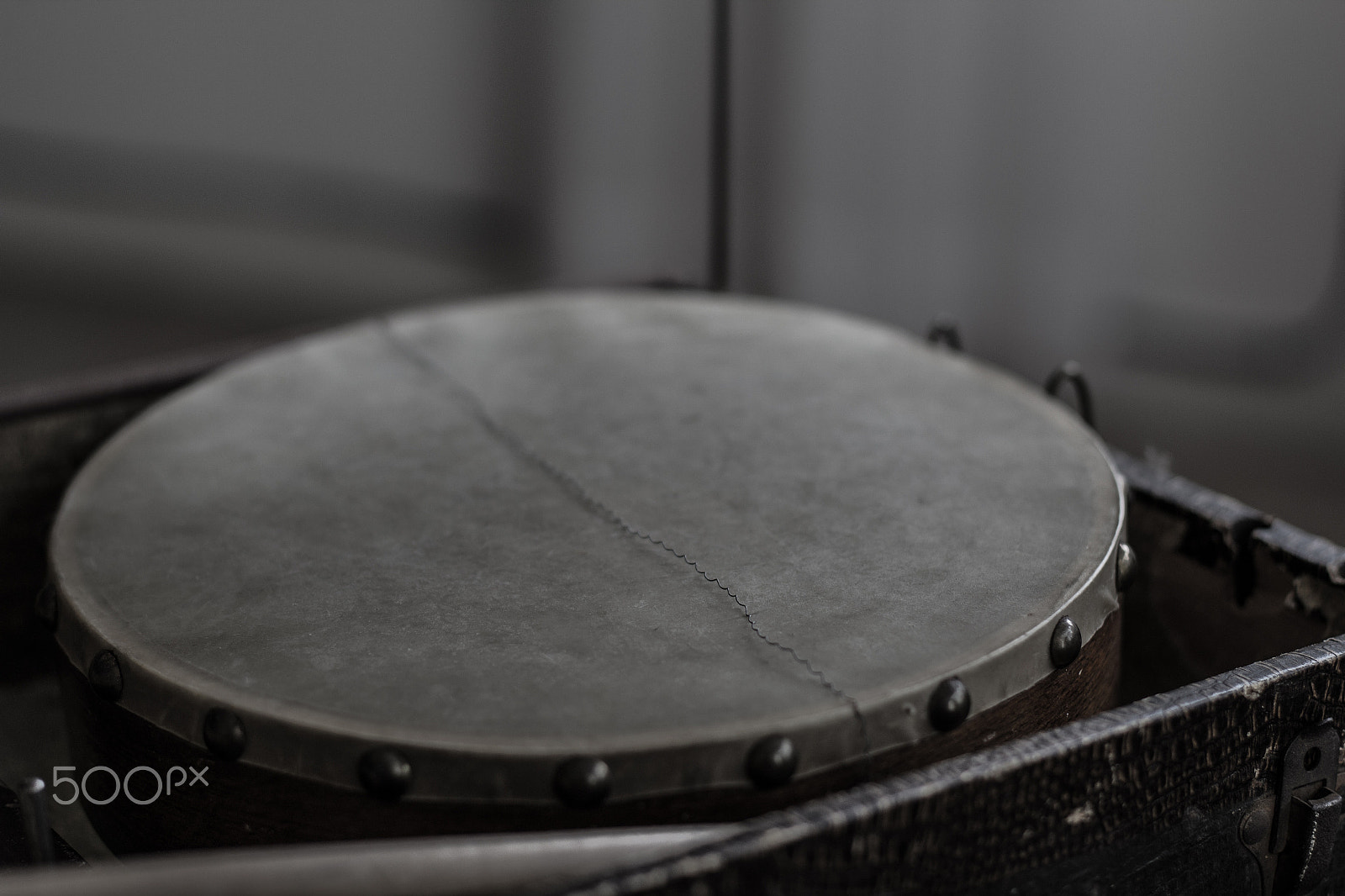 Canon EOS 1200D (EOS Rebel T5 / EOS Kiss X70 / EOS Hi) + Canon EF 50mm F1.4 USM sample photo. Listen to the drum photography
